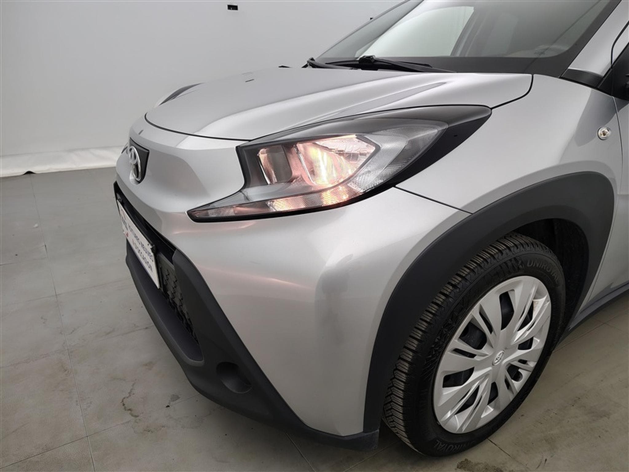 Toyota Aygo 1.0i VVT-i X pulse (2023) - Foto 15