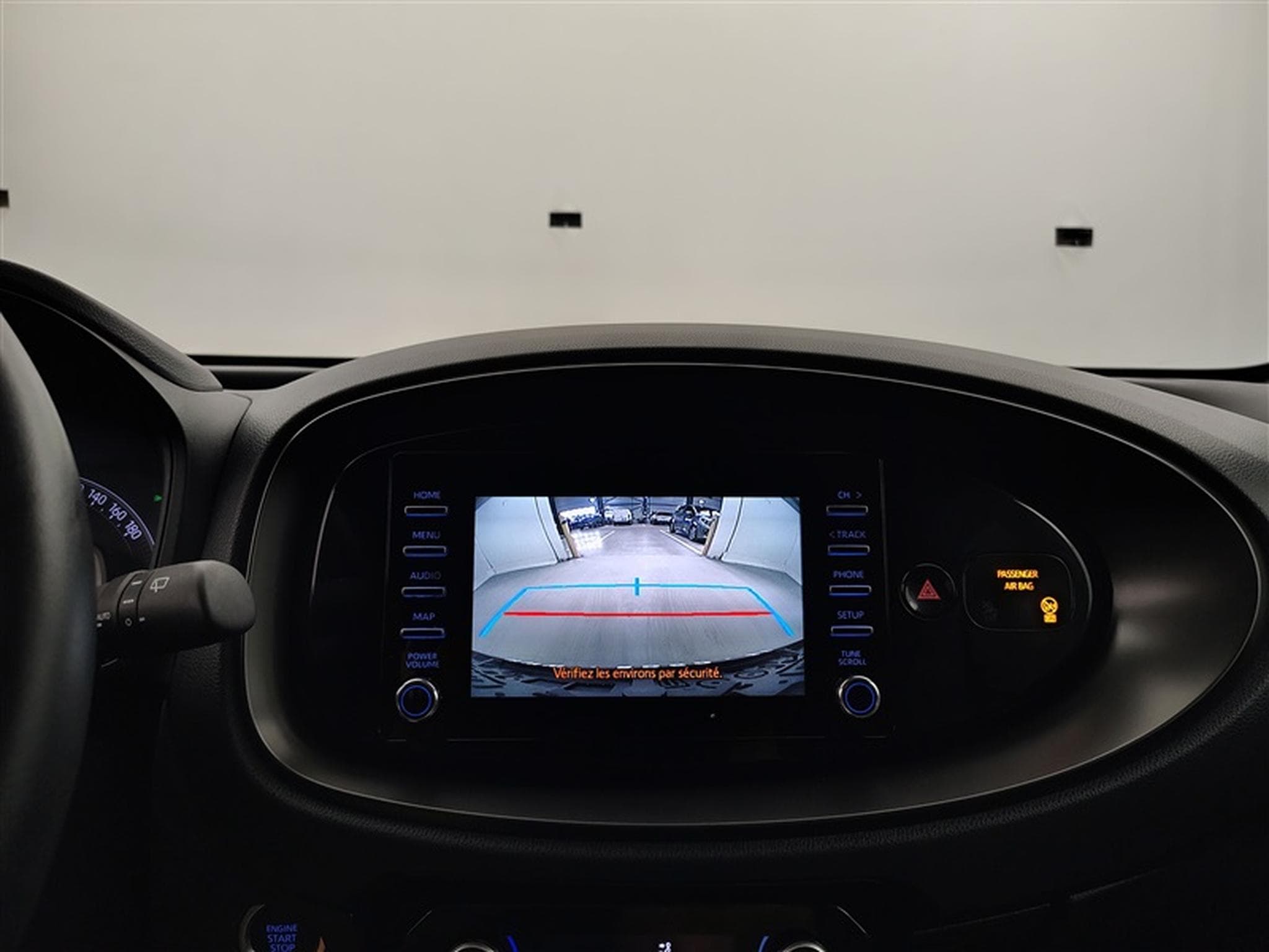 Toyota Aygo 1.0i VVT-i X pulse (2023) - Foto 17