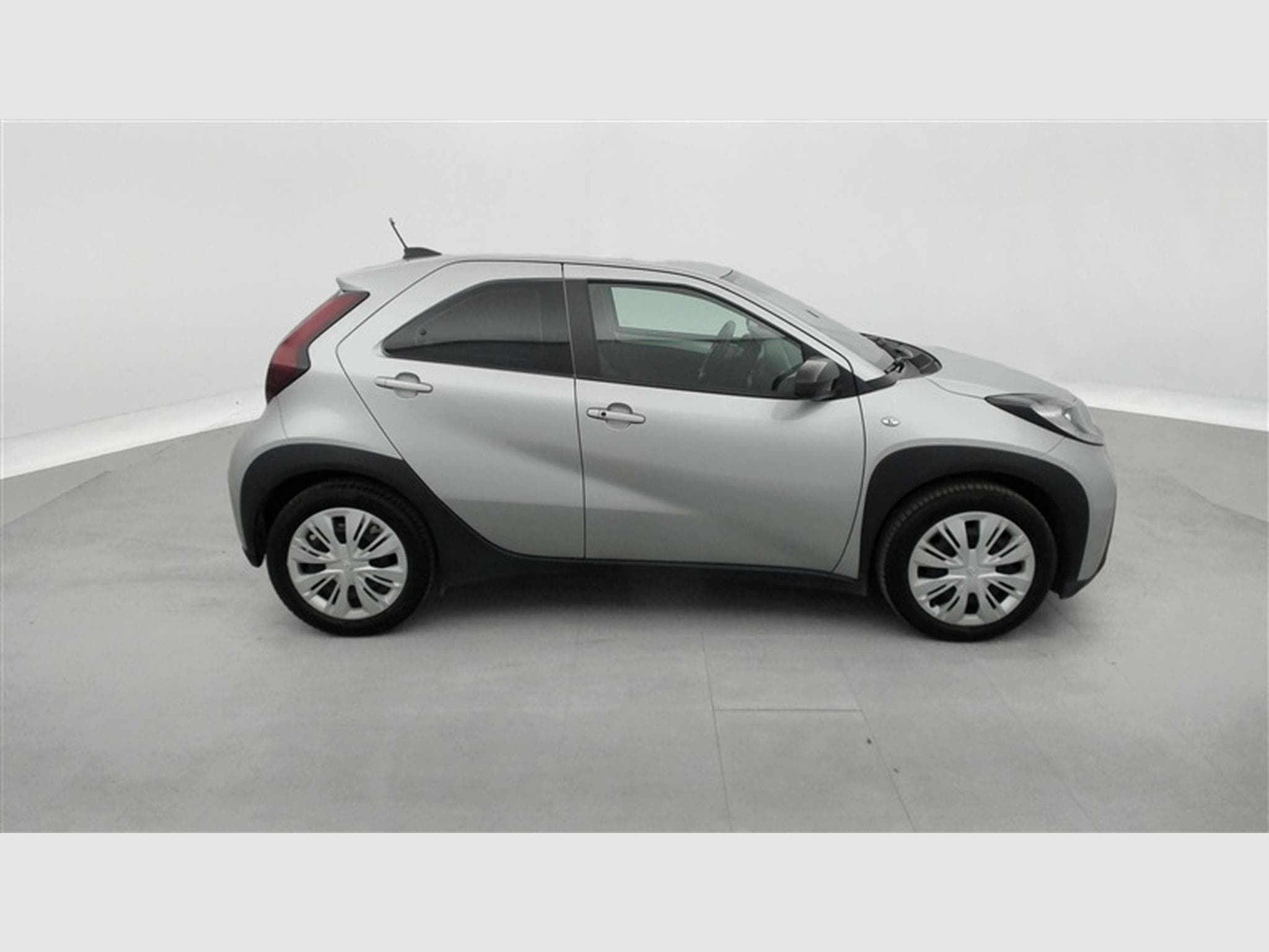 Toyota Aygo 1.0i VVT-i X pulse (2023) - Foto 23