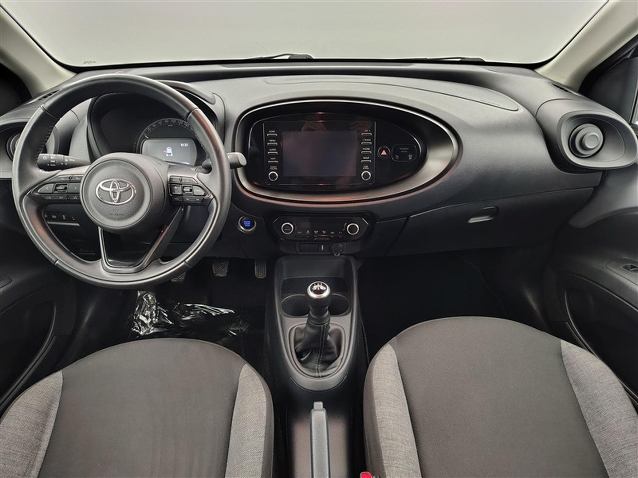 Toyota Aygo 1.0i VVT-i X pulse (2023) - Foto 8