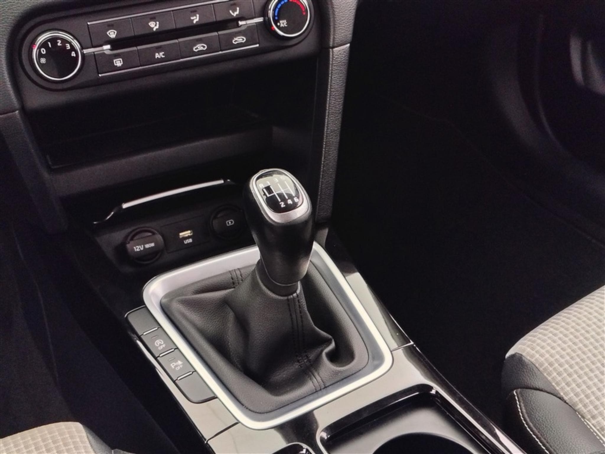 Kia XCeed 1.0 T-ISG Must (2020) - Foto 12