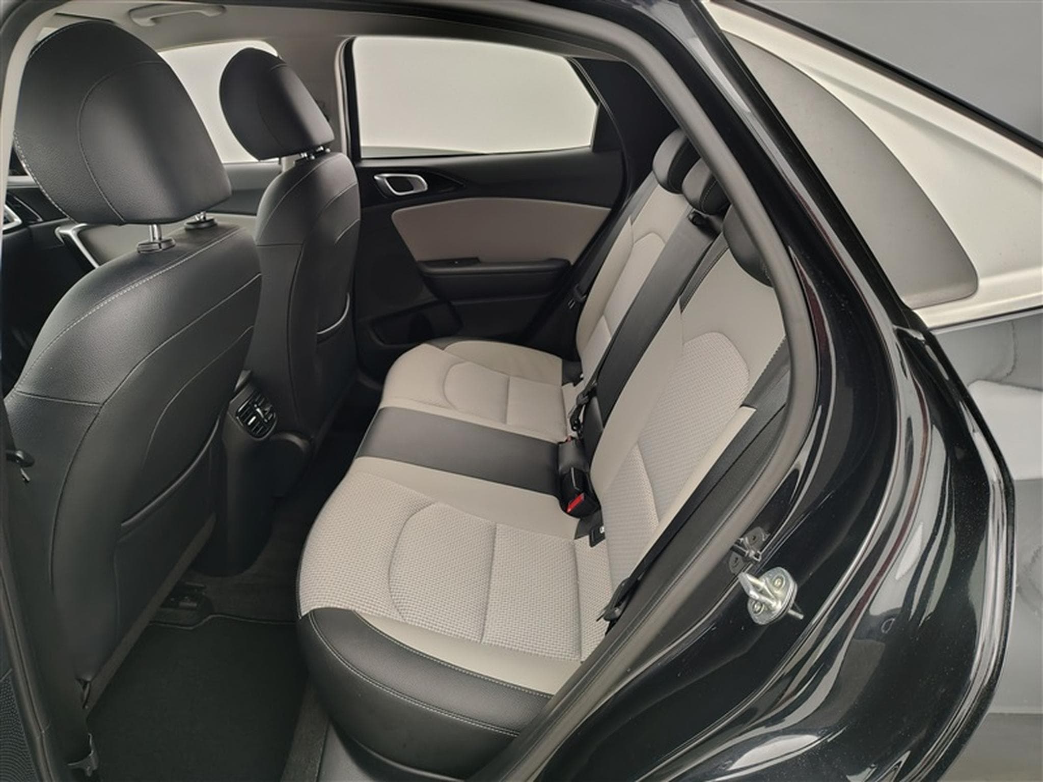 Kia XCeed 1.0 T-ISG Must (2020) - Foto 13