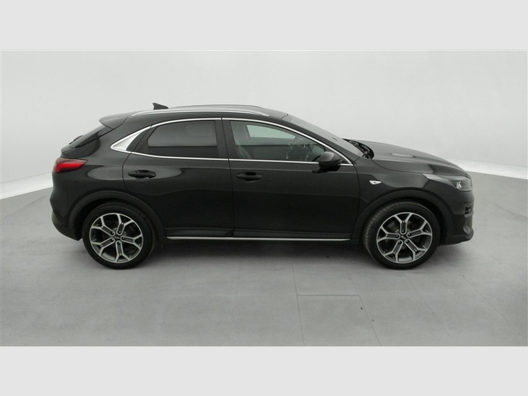 Kia XCeed 1.0 T-ISG Must (2020) - Foto 24