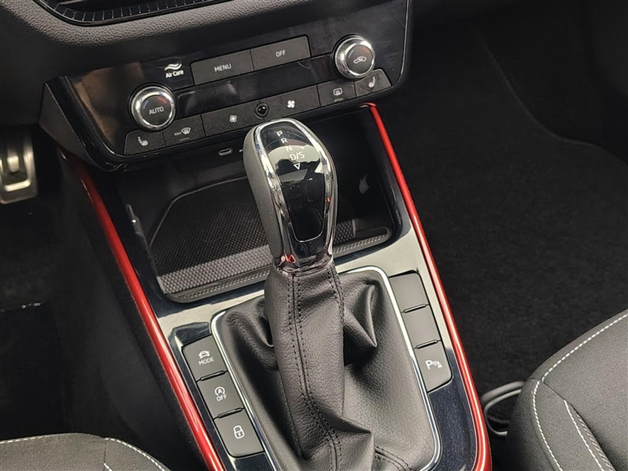 Skoda Fabia 1.0 Monte Carlo (2025) - Foto 12