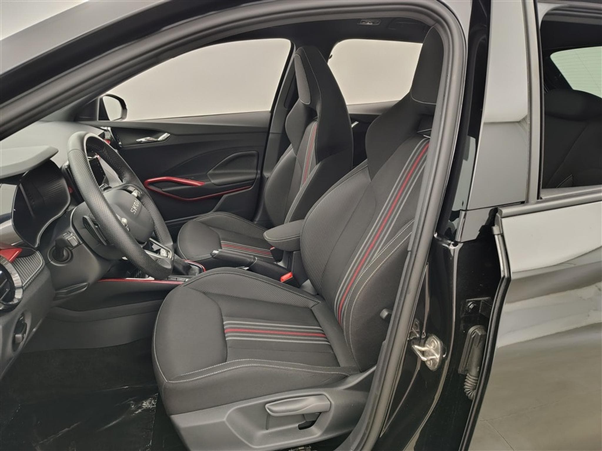 Skoda Fabia 1.0 Monte Carlo (2025) - Foto 7