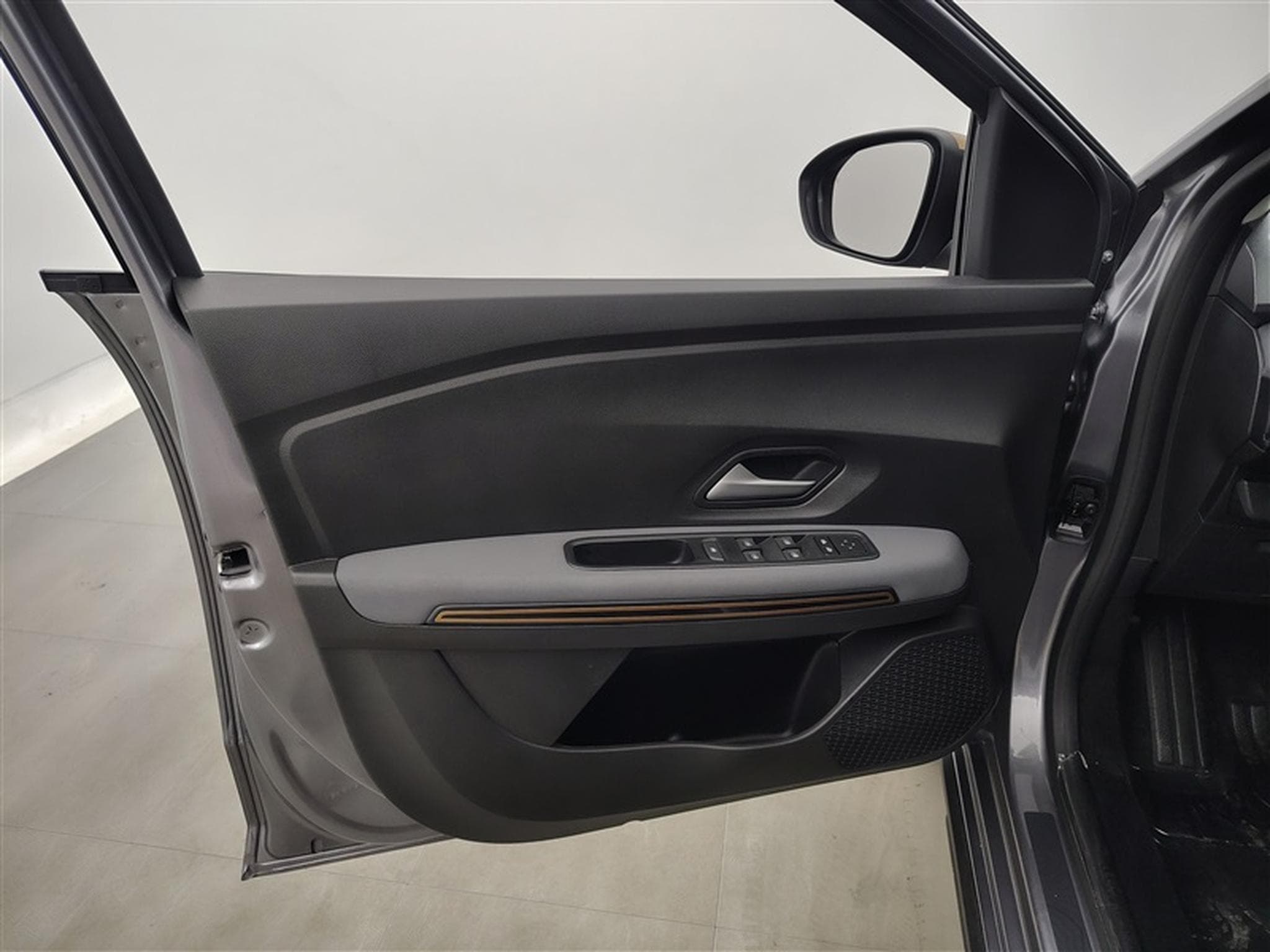 Dacia Jogger 1.0 TCe Extreme 7pl. (2024) - Foto 16