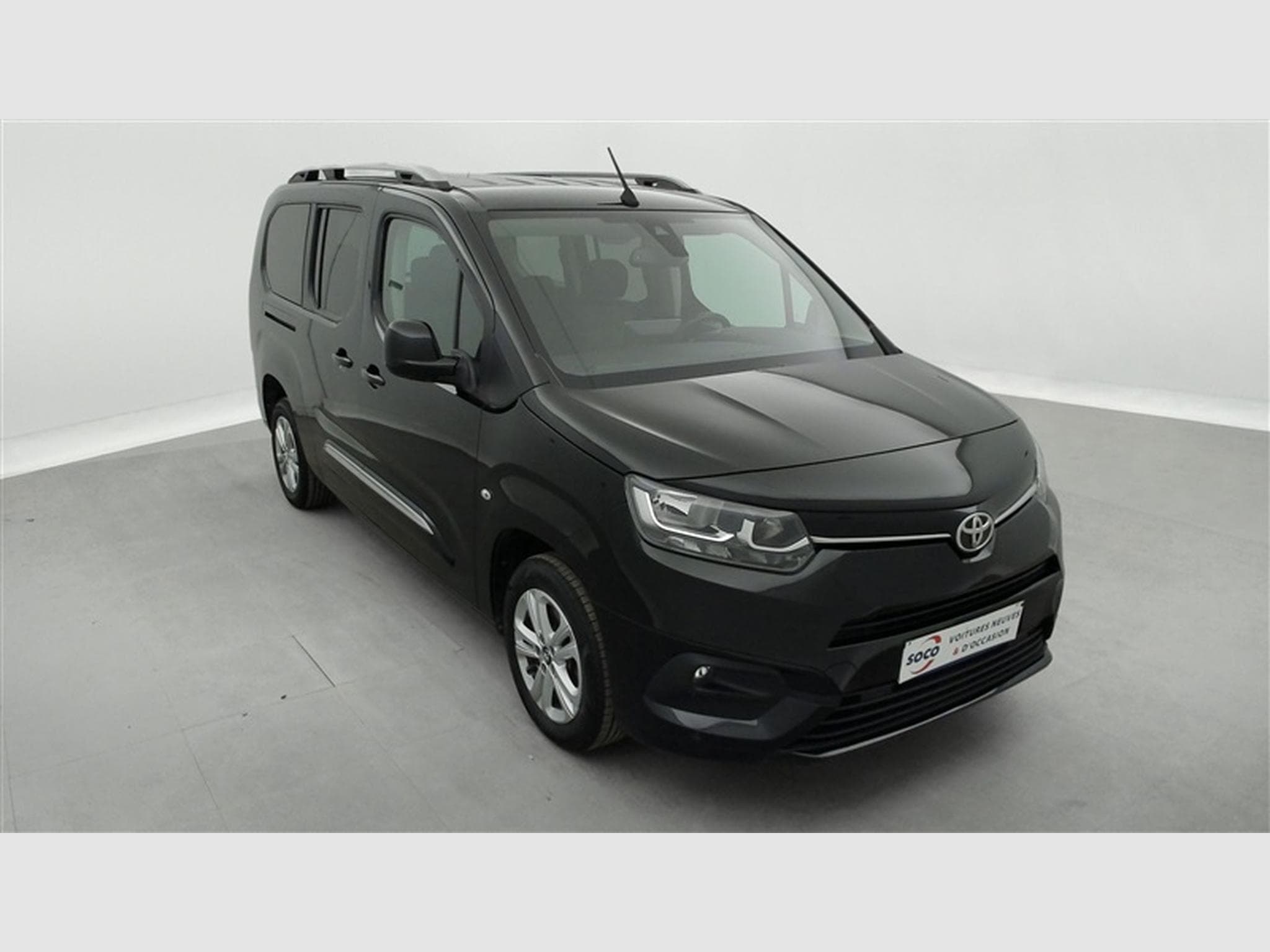 Toyota Proace Verso 1.2 MPV 7 PLACES * NAVI/CAMERA360/PDC/JA16* (2021) - Foto 23