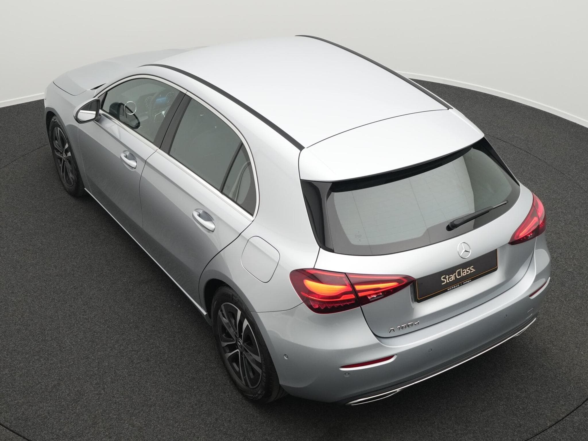 Mercedes A 180 d LED+Kamera+Apple+MBUX (2025) - Photo 11