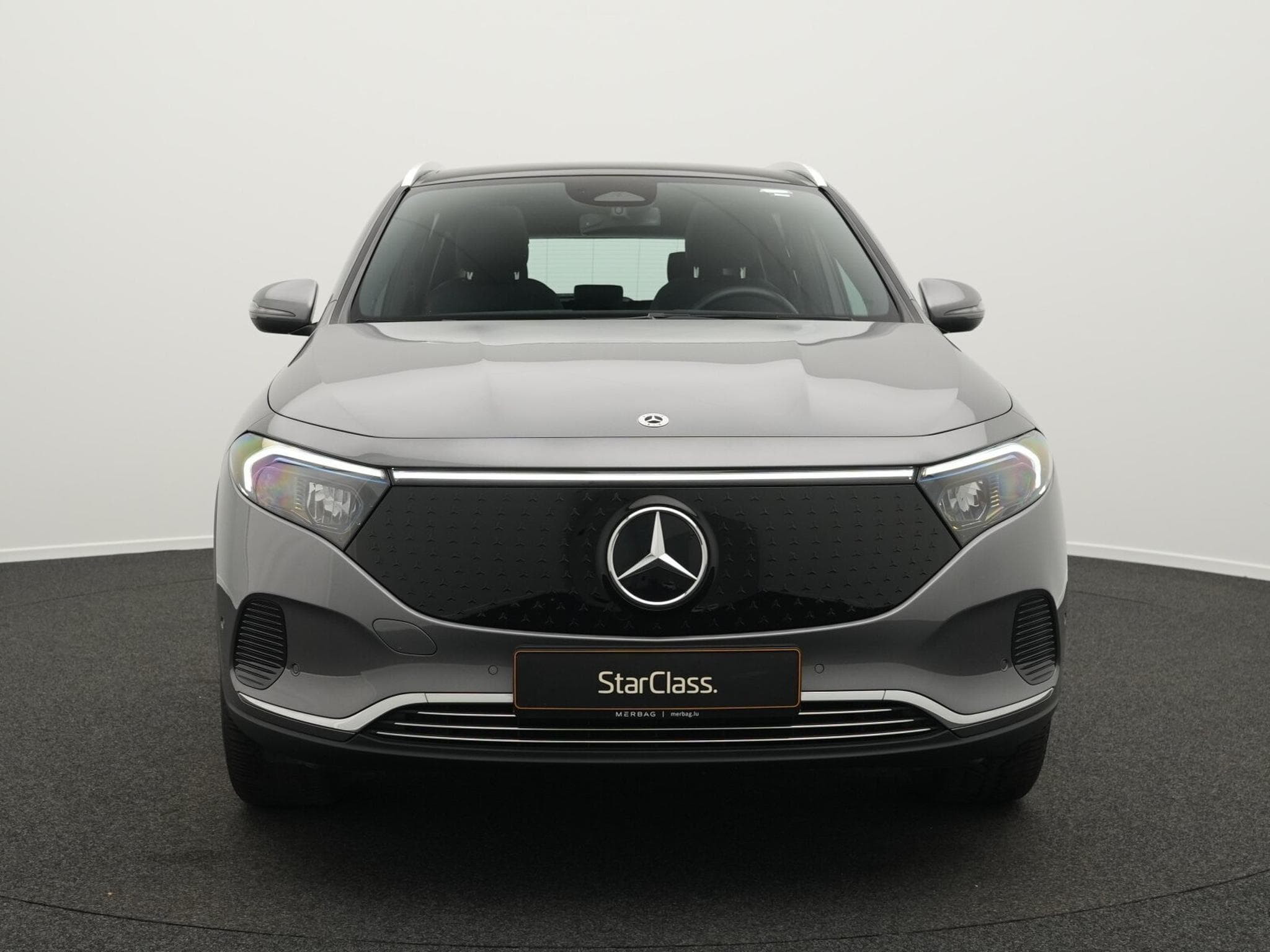 Mercedes EQA + LED+Kamera+Pano+Ambi (2025) - Photo 2