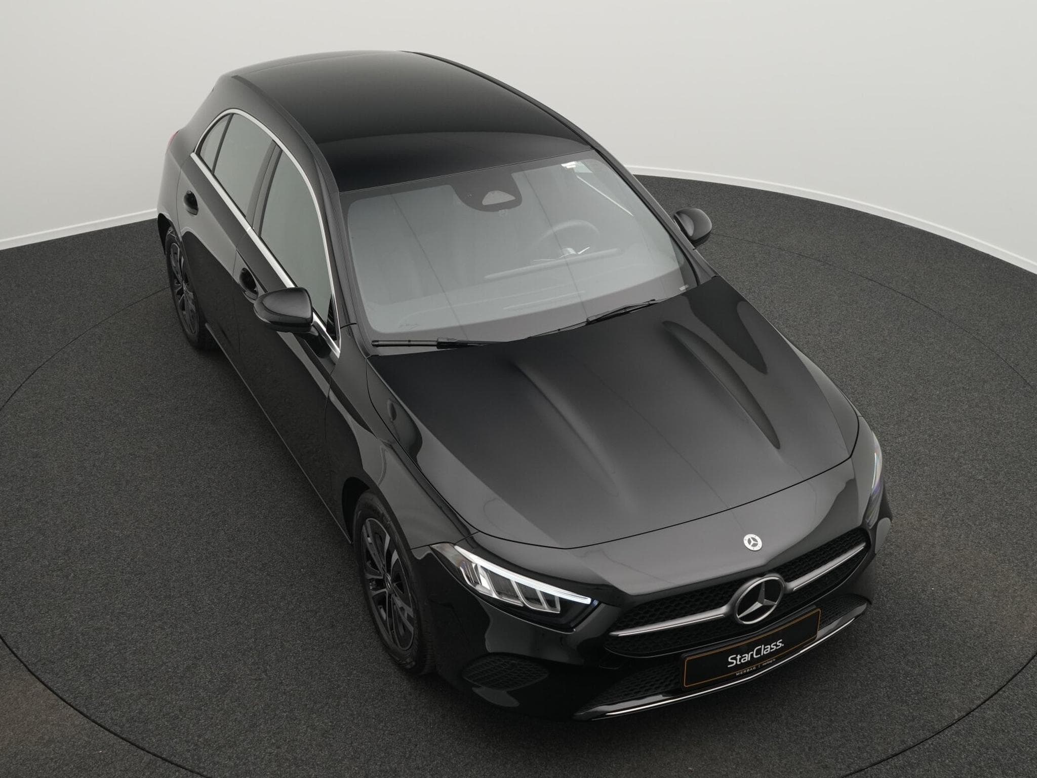 Mercedes A 180 d Kompaktlimousine LED+Kamera+Apple+MBUX (2025) - Photo 10
