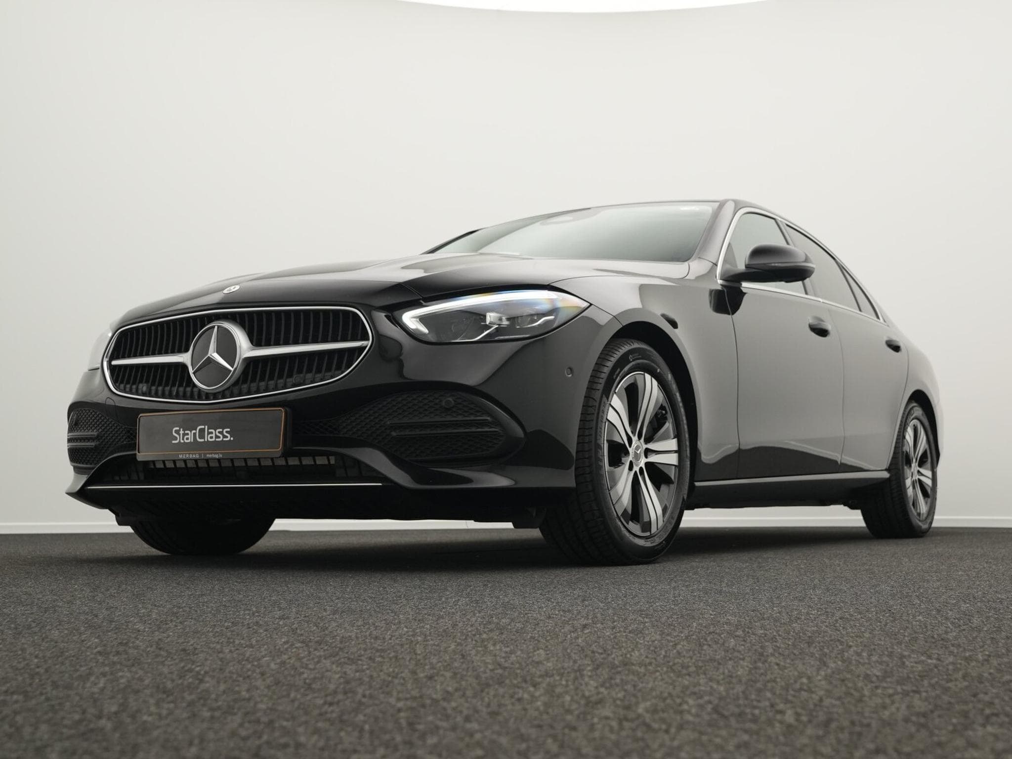 Mercedes C 200 d LED+AHK+Apple (2025) - Photo 8