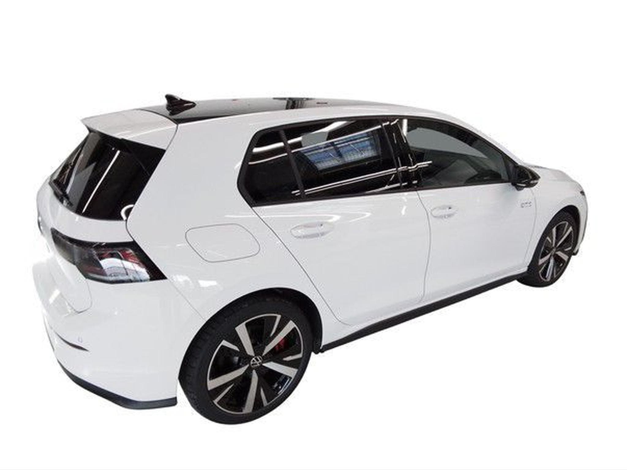 VW Golf GTE PHASE 2  1.5 eHybrid 272 CV DSG 6 * MATRIX * BLACK PACK (2025) - Foto 4