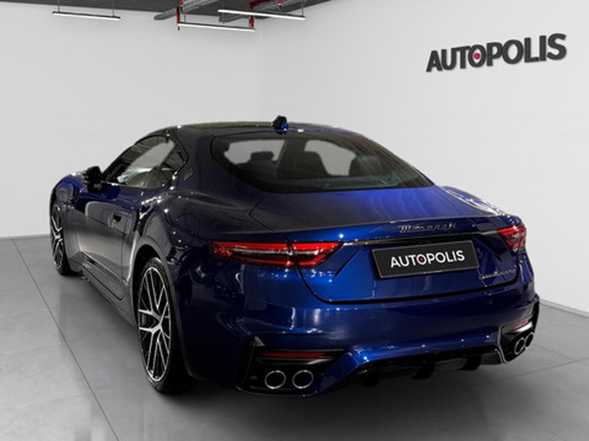 Maserati GranTurismo 3.0 Trofeo 550 PS (2023) - Foto 18