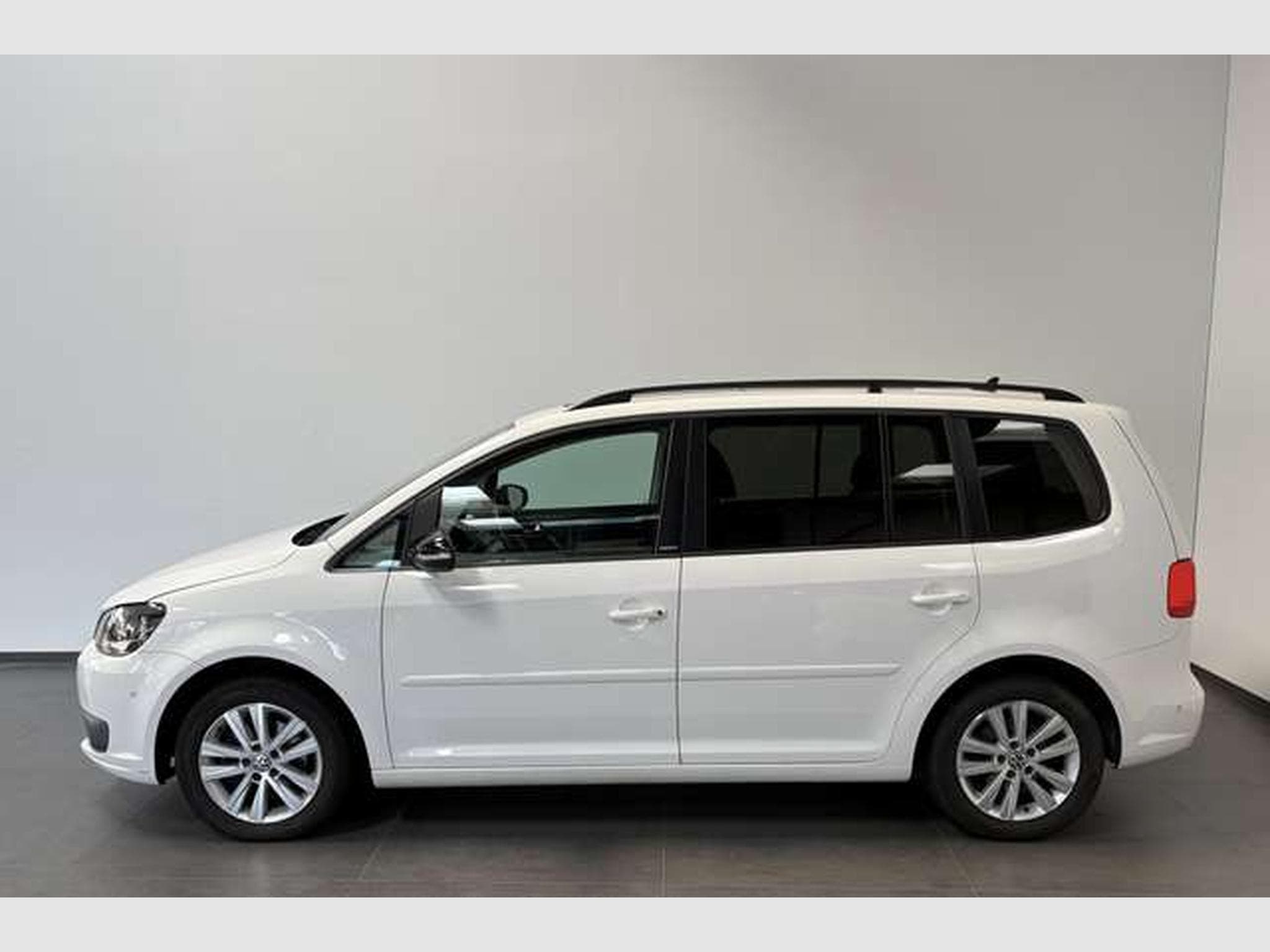 VW Touran Style Comfortline *7-Sitzer *AHK *Navi * (2011) - Foto 6