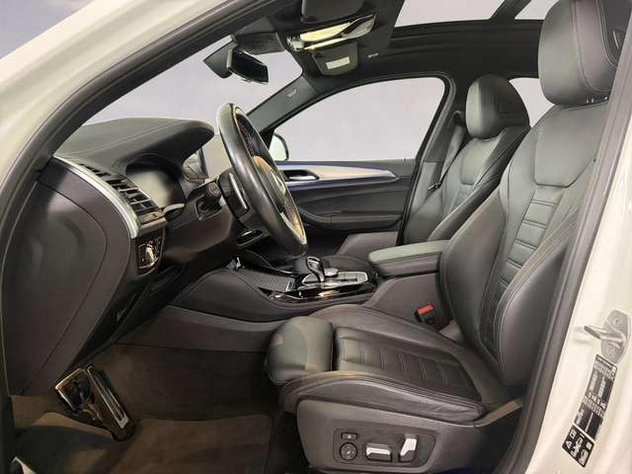 BMW X4M 40d DAB LED (2022) - Photo 8