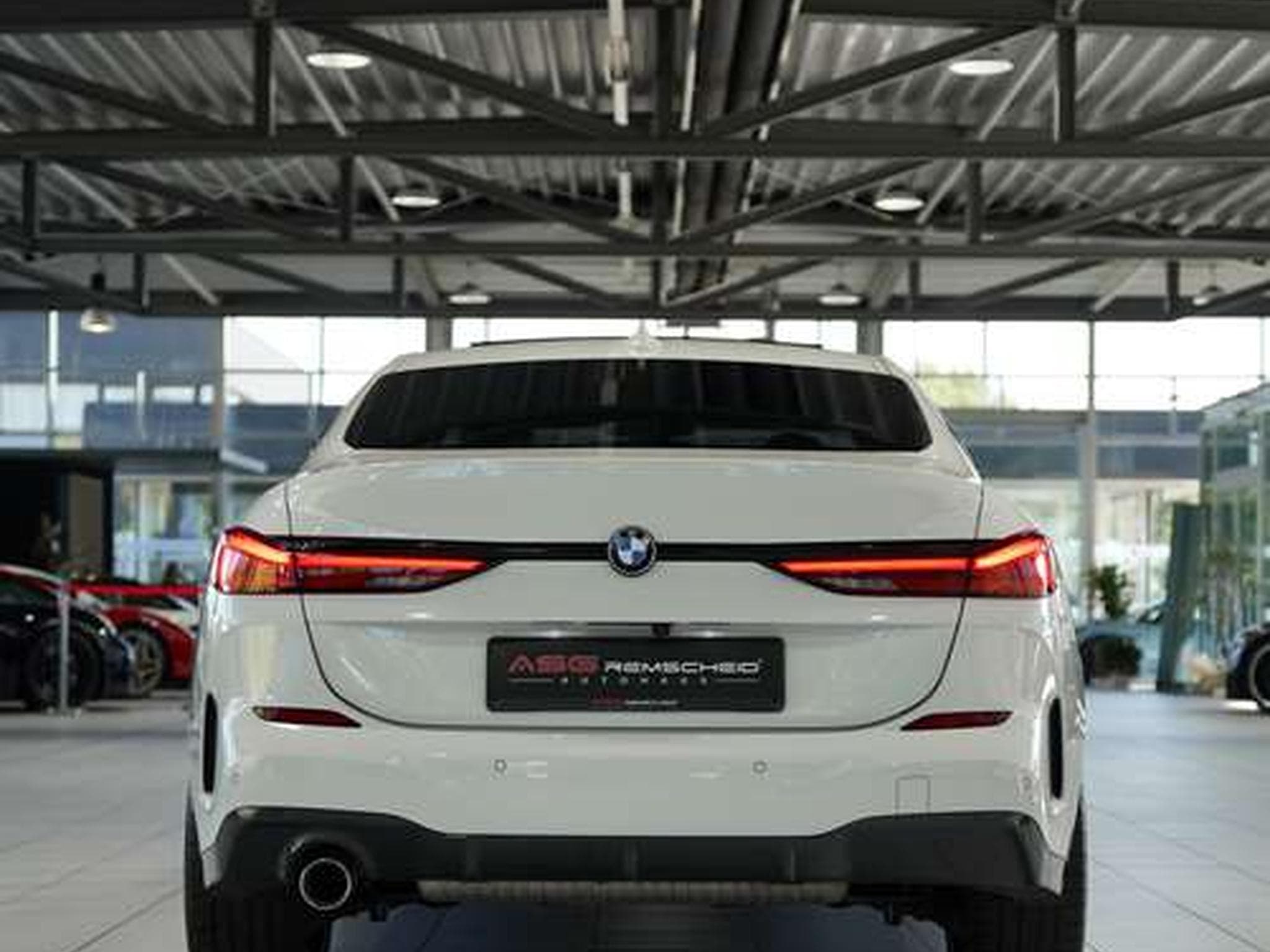 BMW 218 i M Sport *2.H *Sportsitze *H&K (2023) - Foto 9