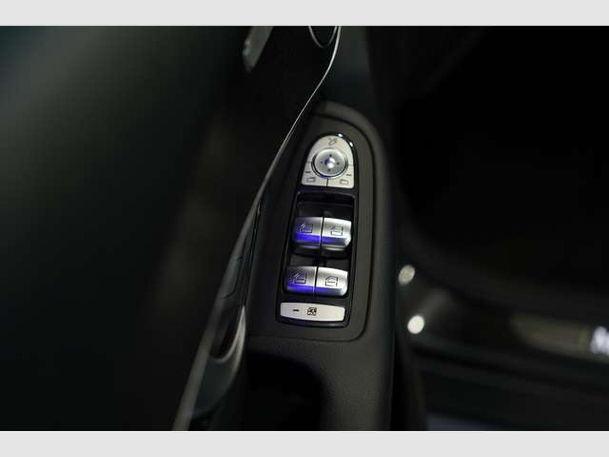 Mercedes GLC 200 4Matic 9G 2H *Digital*Leder*AHK*Ambiente (2021) - Photo 23