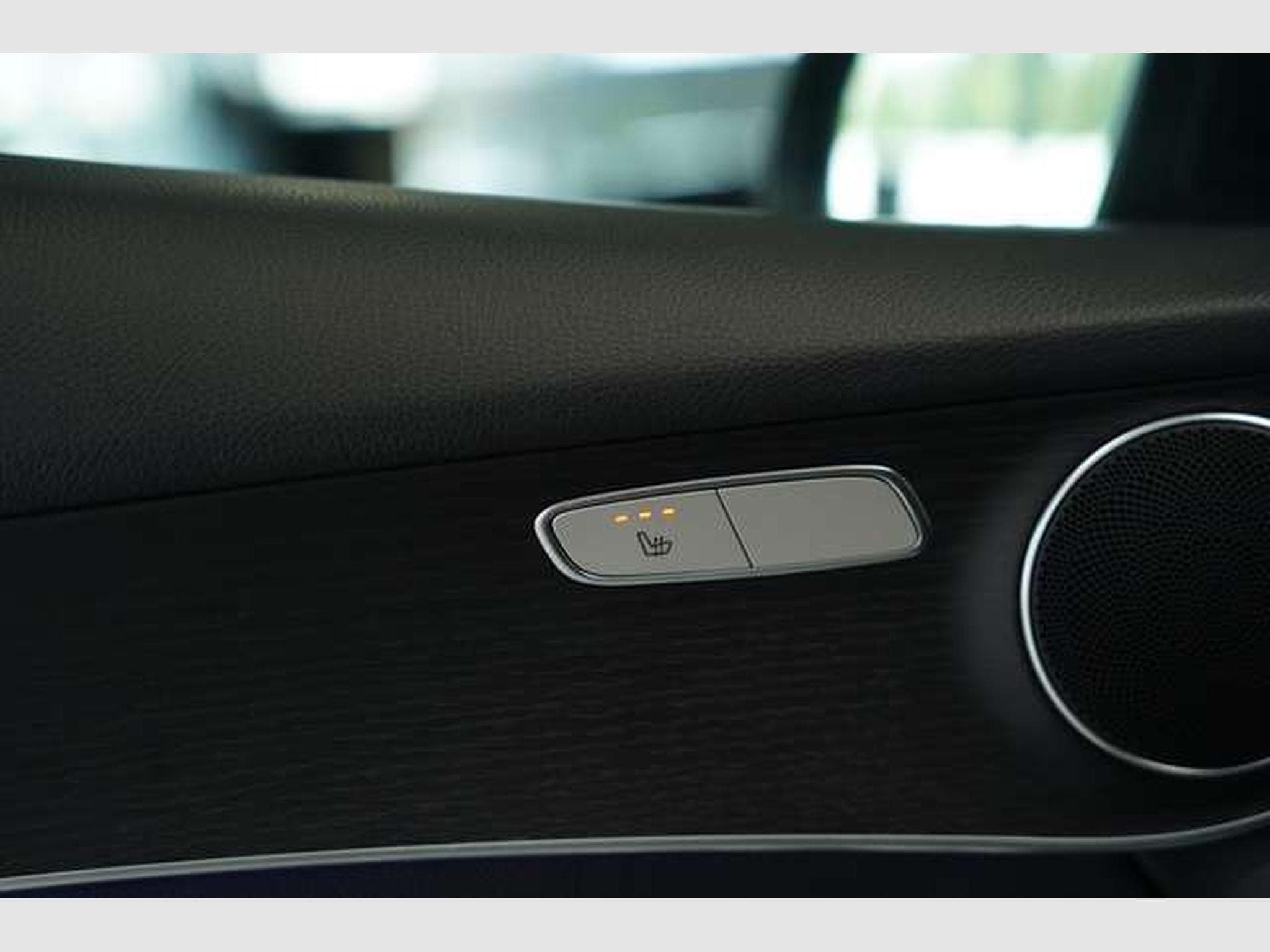 Mercedes GLC 200 4Matic 9G 2H *Digital*Leder*AHK*Ambiente (2021) - Photo 24