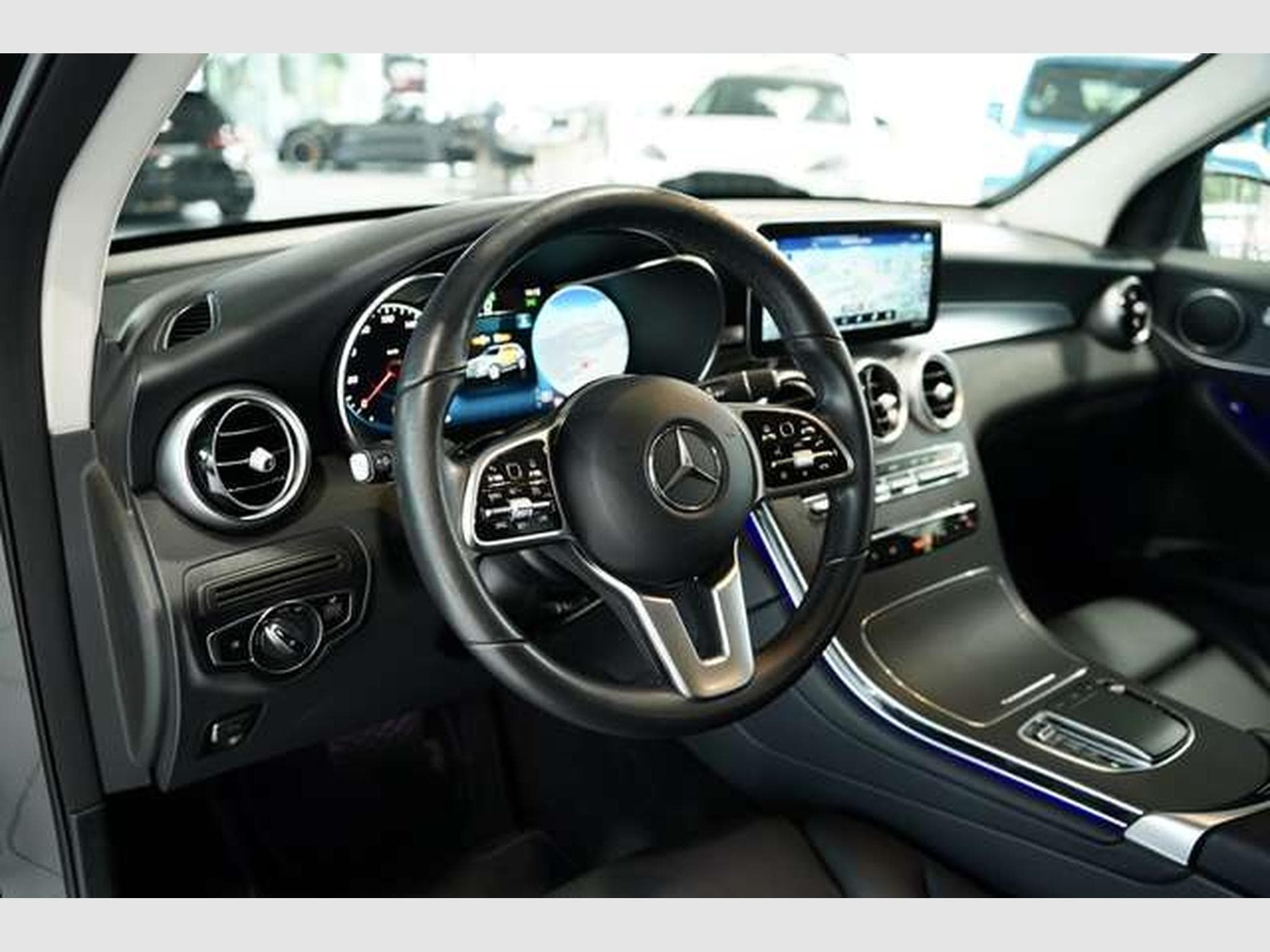 Mercedes GLC 200 4Matic 9G 2H *Digital*Leder*AHK*Ambiente (2021) - Photo 27