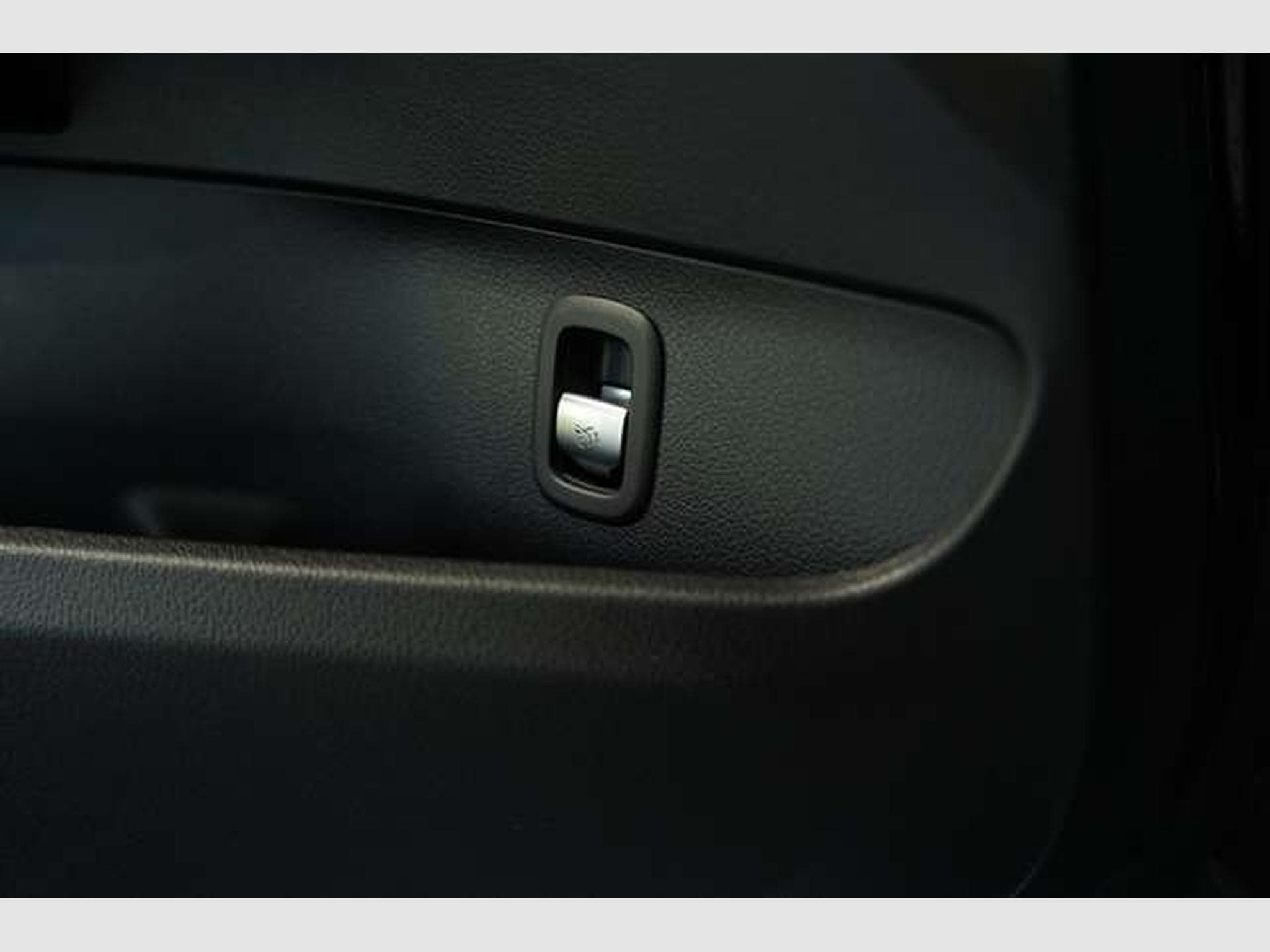 Mercedes C 300 Limousine AMG Line 2.Hand *Digital *Night (2022) - Photo 25