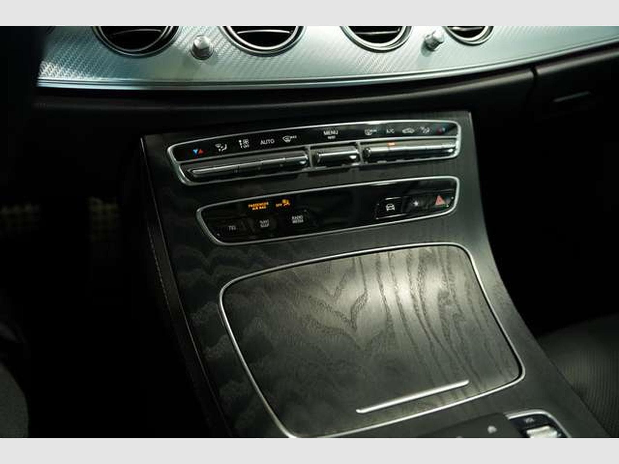 Mercedes E 400 d 4M All-Terrain *Memory *Pano *AHK *LUFT (2021) - Foto 29