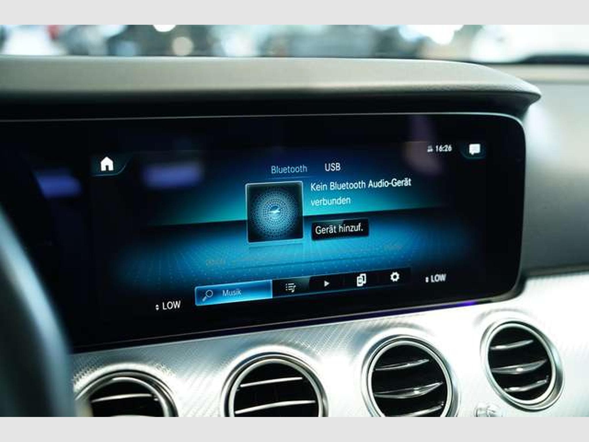 Mercedes E 400 d 4M All-Terrain *Memory *Pano *AHK *LUFT (2021) - Foto 33