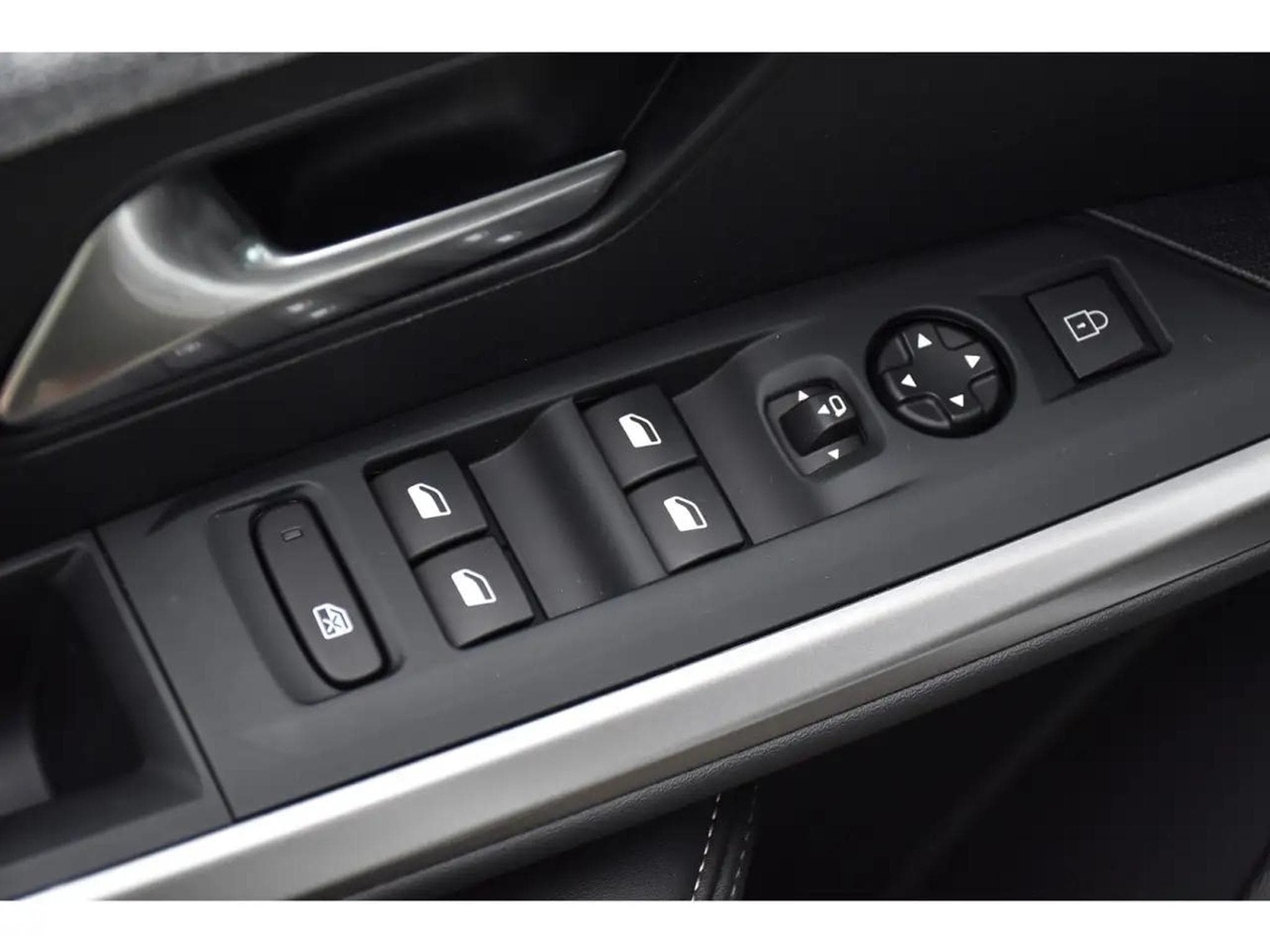 Peugeot 3008 (2025) - Photo 24