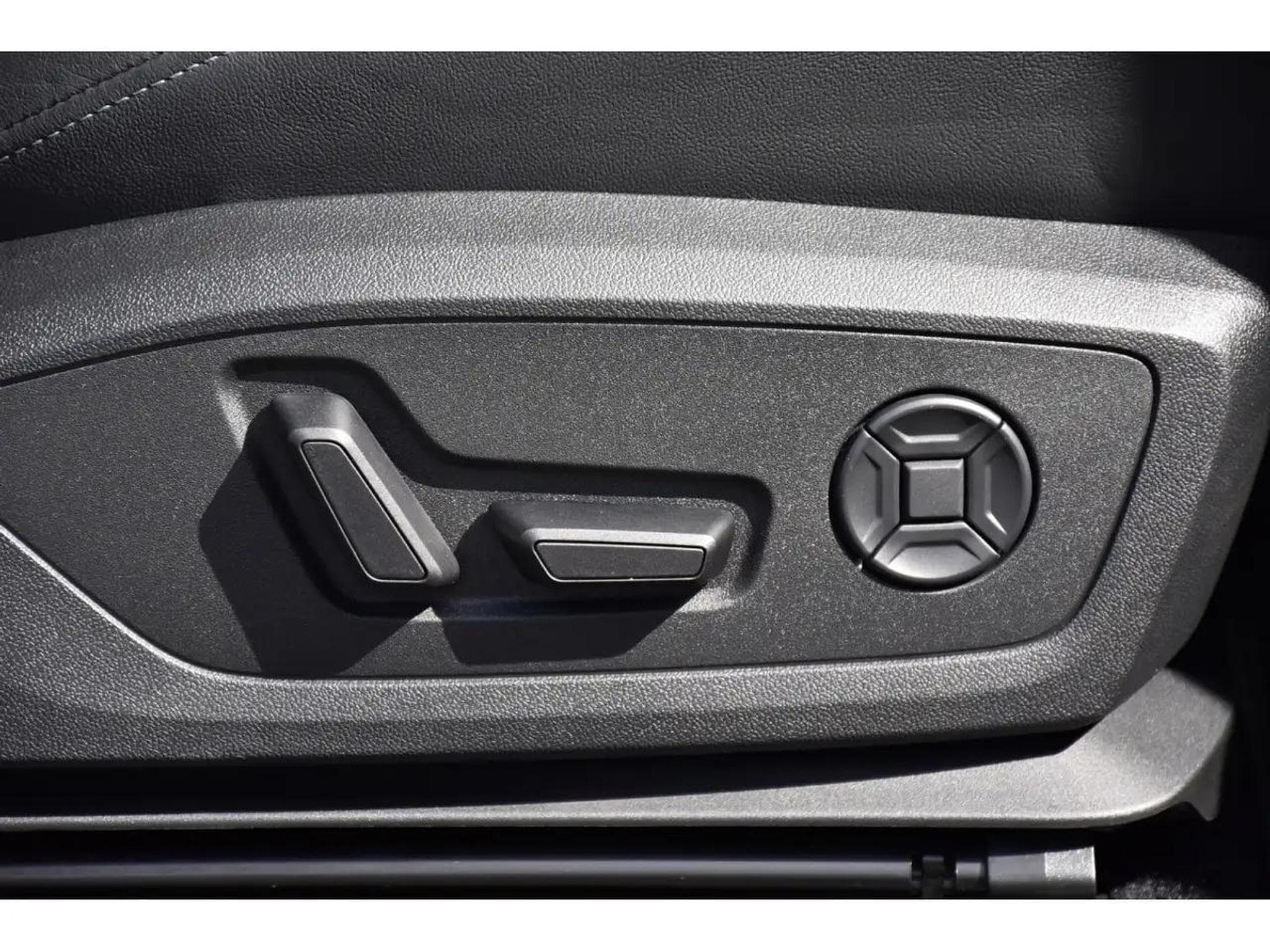 Audi e-tron (2024) - Foto 25