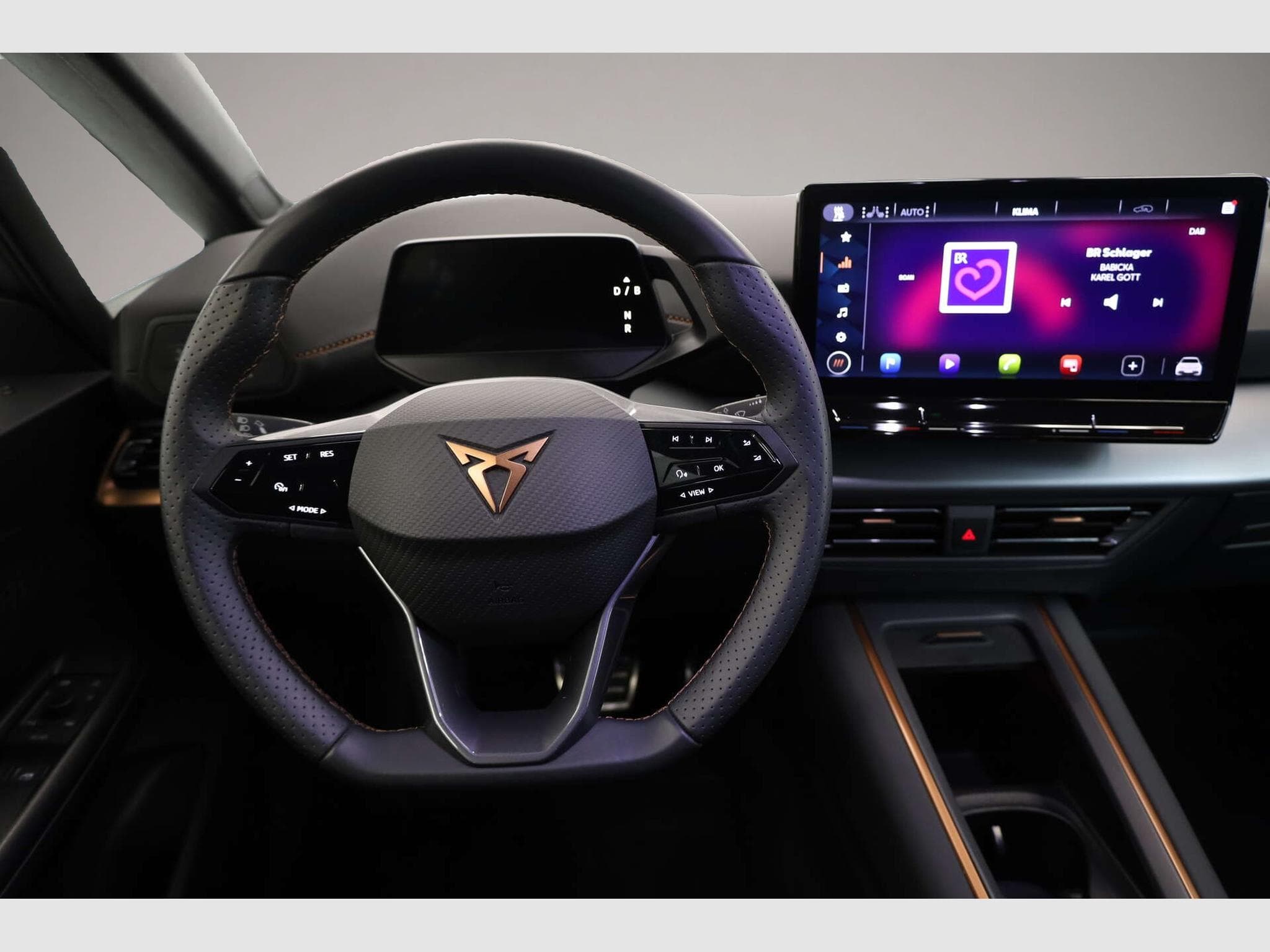 Cupra Born (2024) - Foto 7