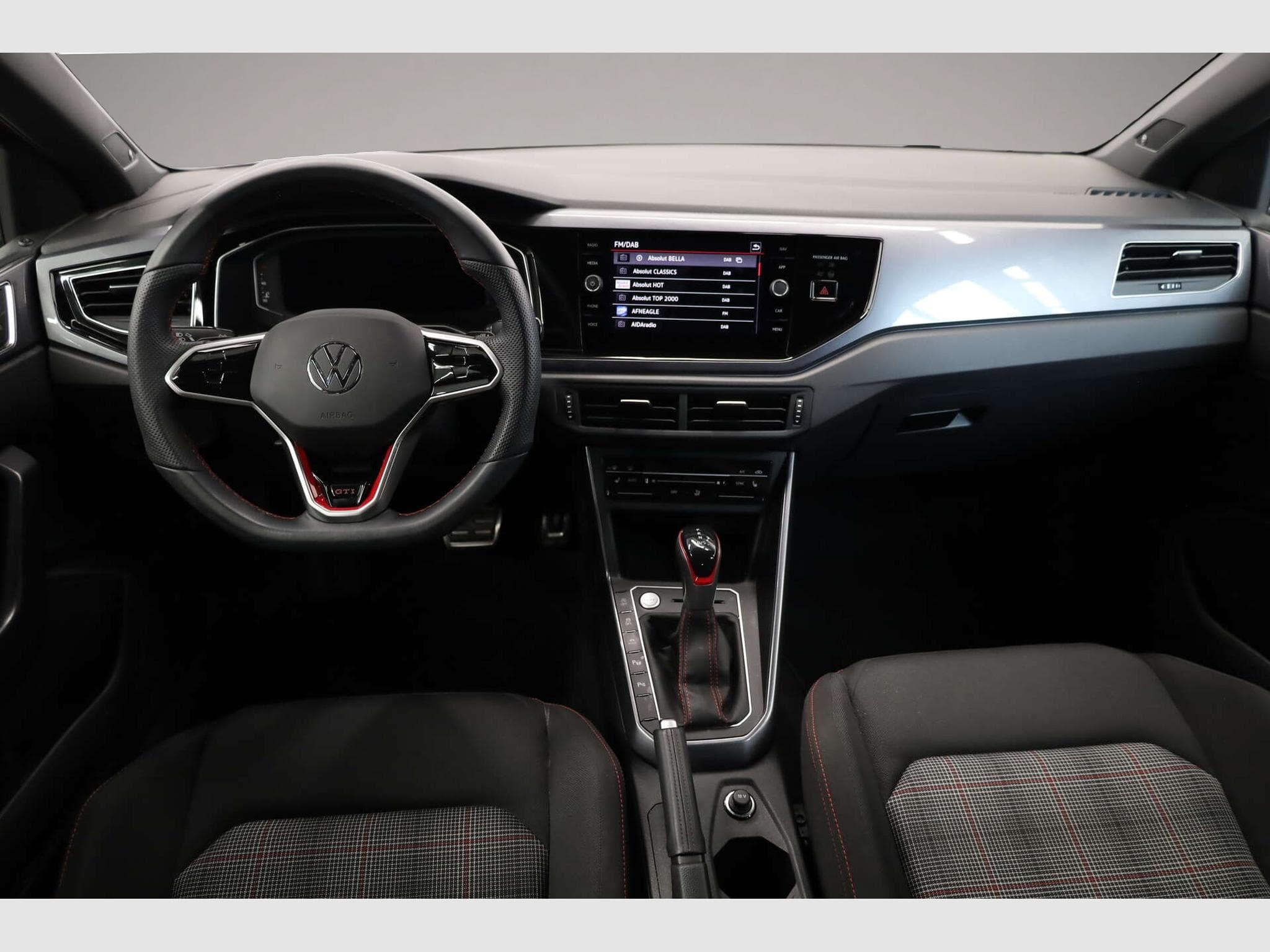 VW Polo (2023) - Photo 6