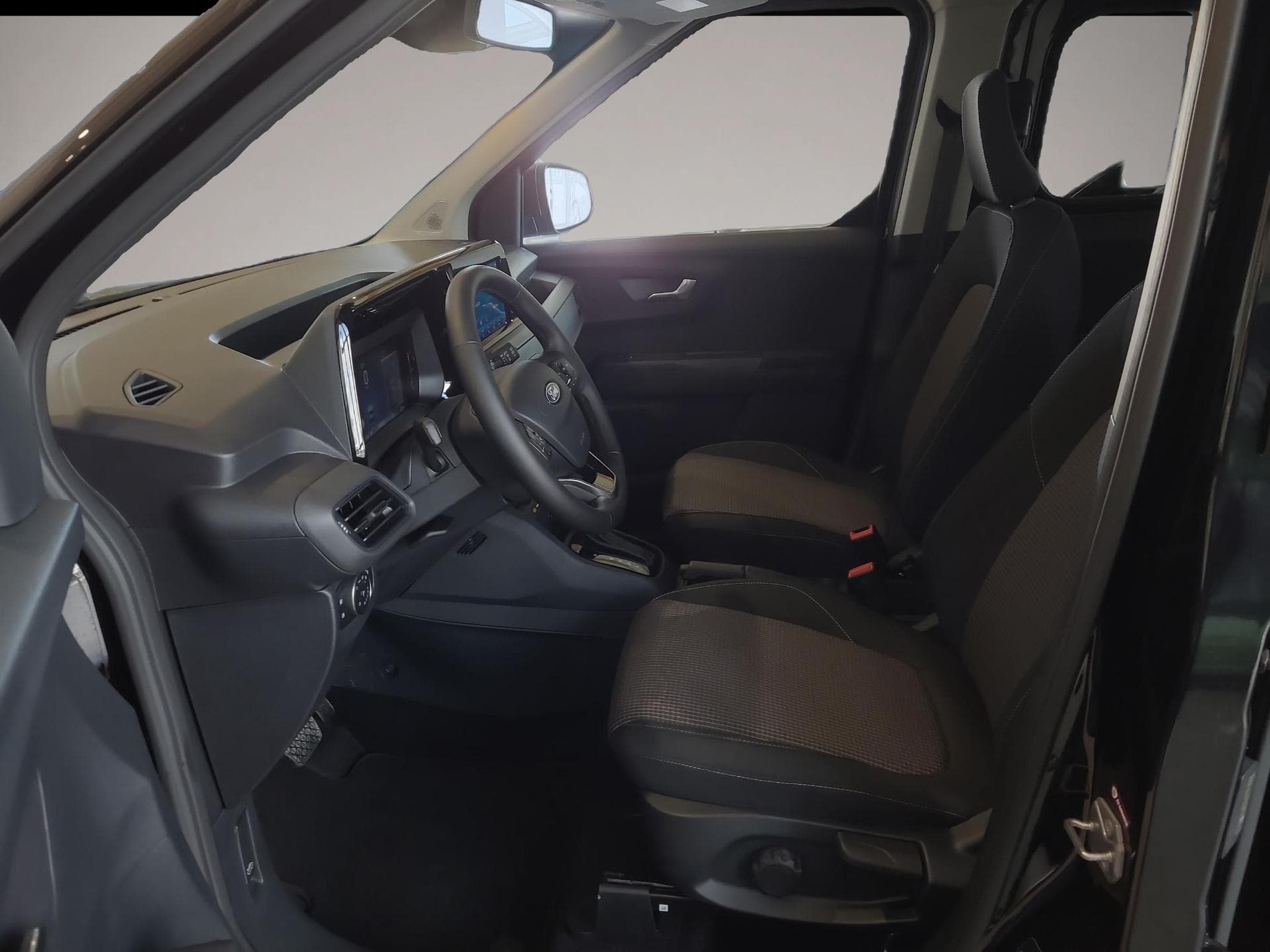 Ford Tourneo (2026) - Foto 5