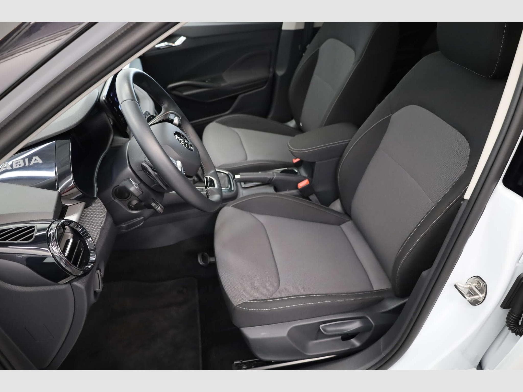 Skoda Fabia (2024) - Foto 5