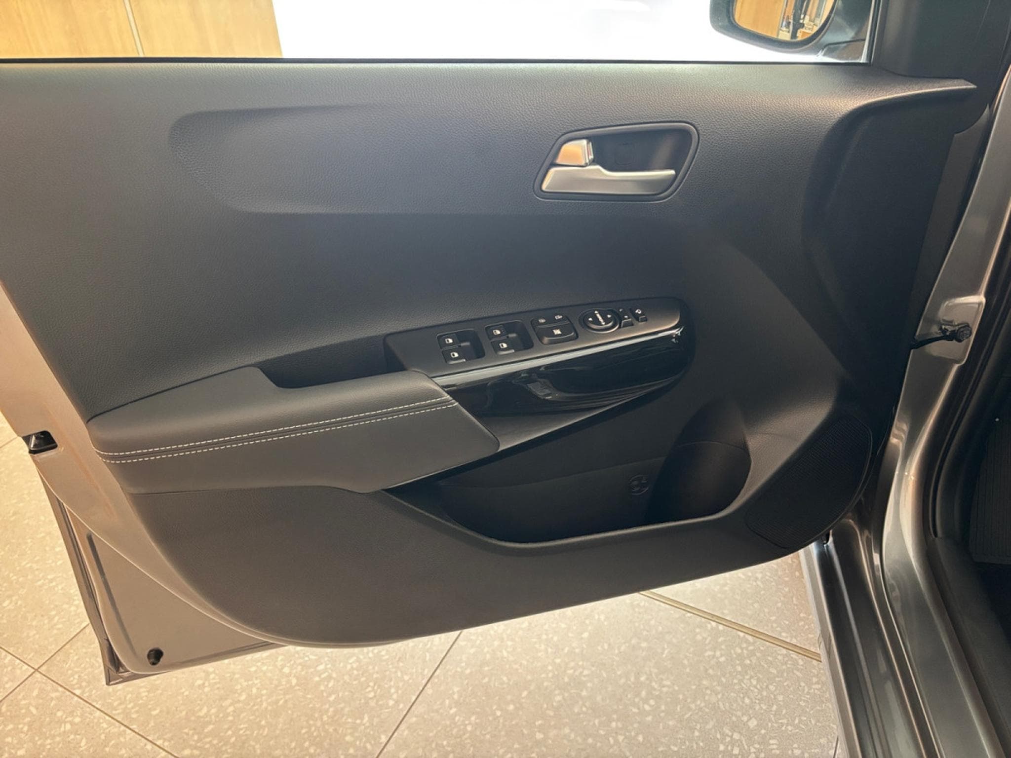 Kia Picanto GT Line 1.2 MPI ISG 79 AMT (2026) - Foto 18