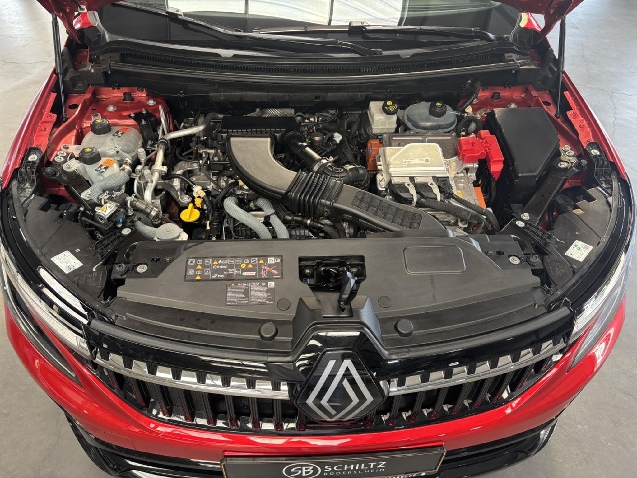 Renault Espace 1.2 E-Tech Iconic Full Hybrid 4 Control (2024) - Photo 9