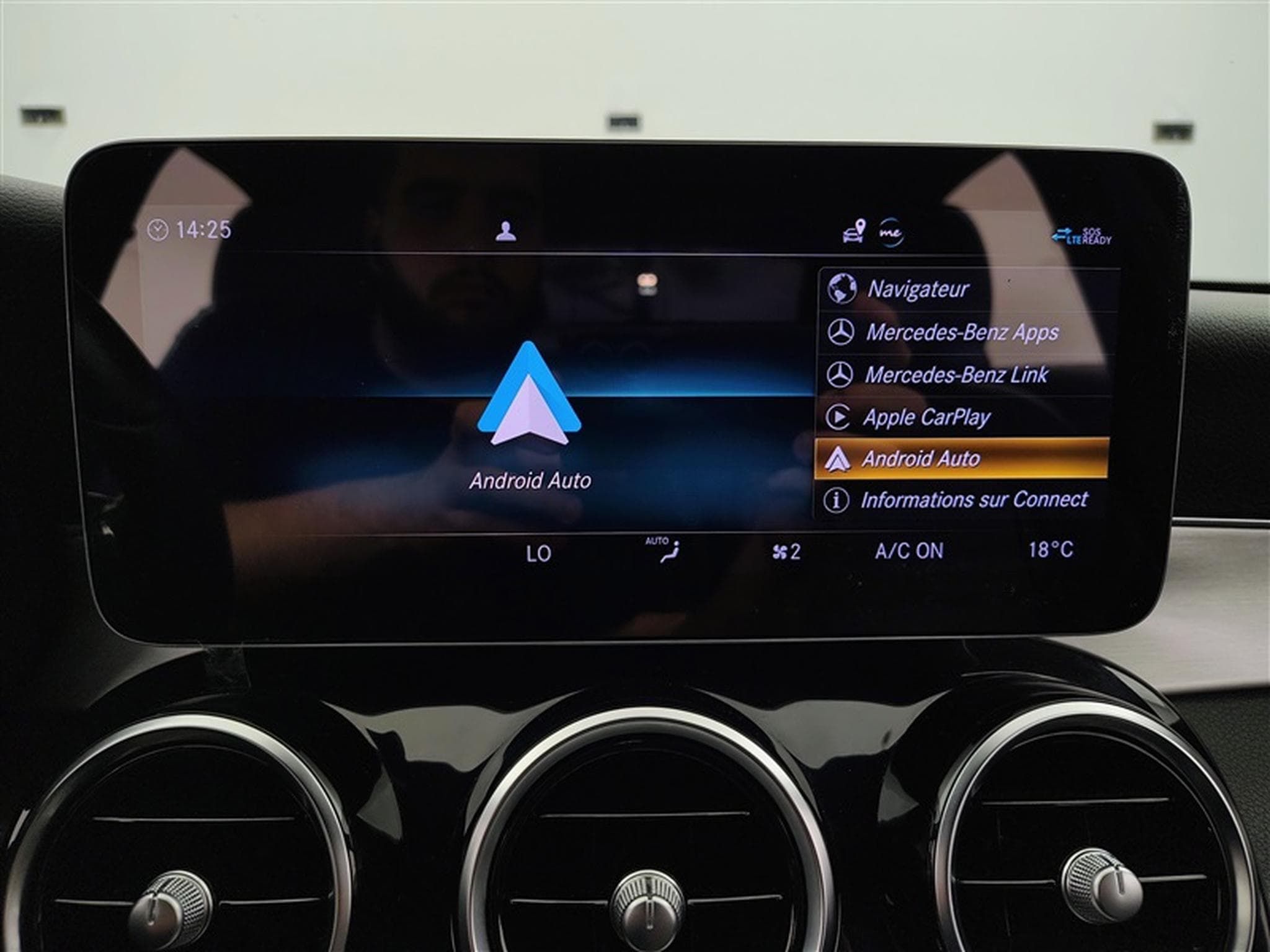 Mercedes C 200 AMG Line (2021) - Photo 20