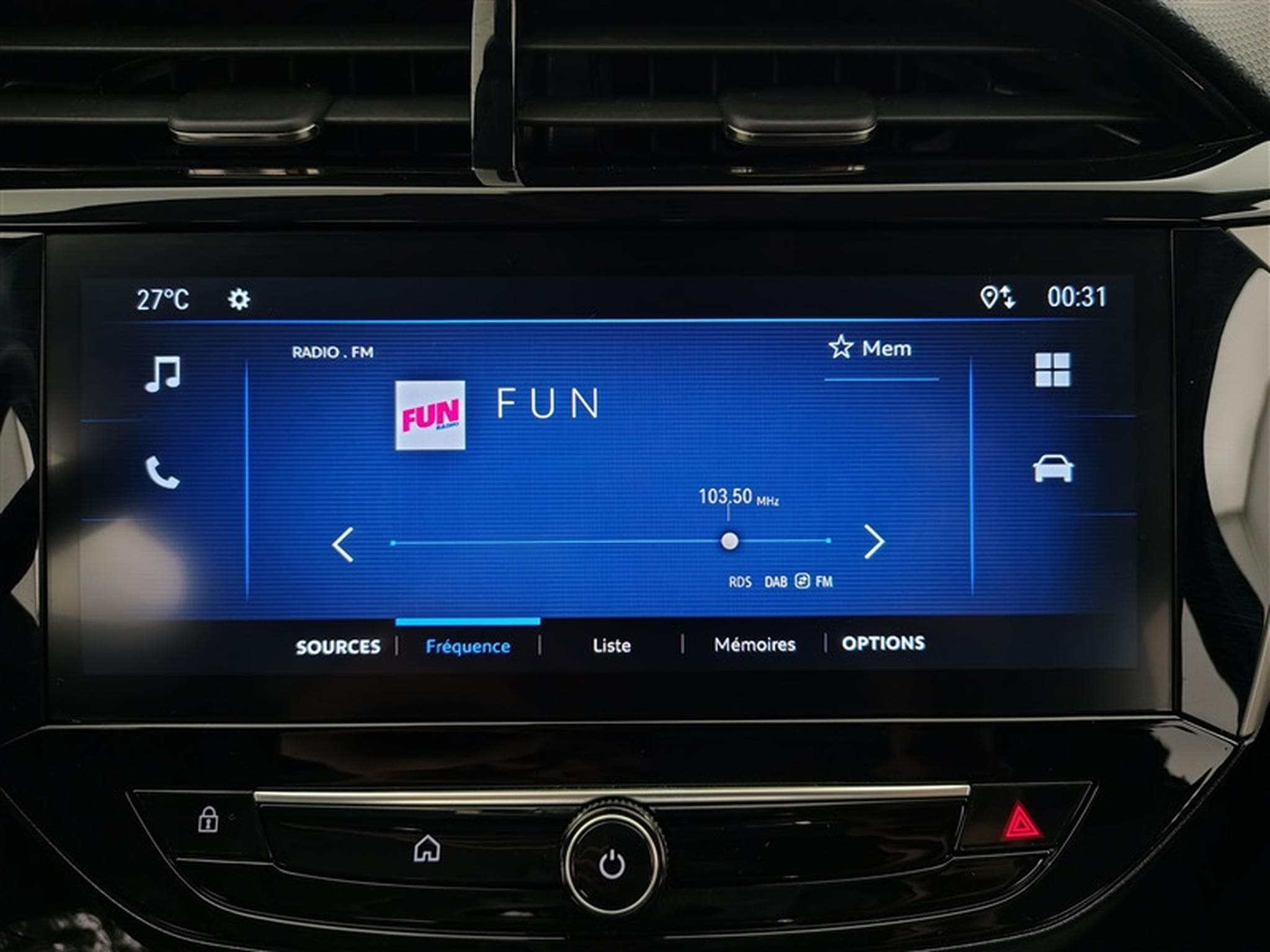 Opel Corsa 1.2i 100cv Edition CARPLAY / FULL LED / CAMERA (2025) - Photo 11