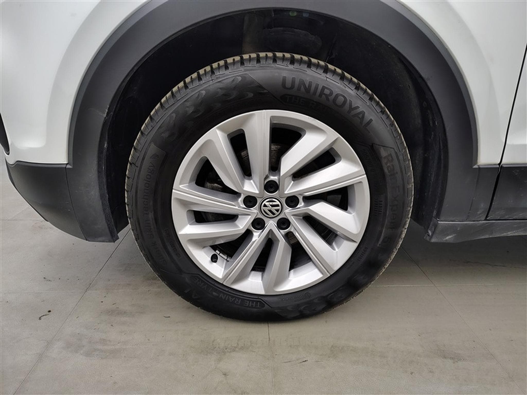 VW T-Cross 1.0 TSI Life OPF (EU6AP) (2020) - Photo 6