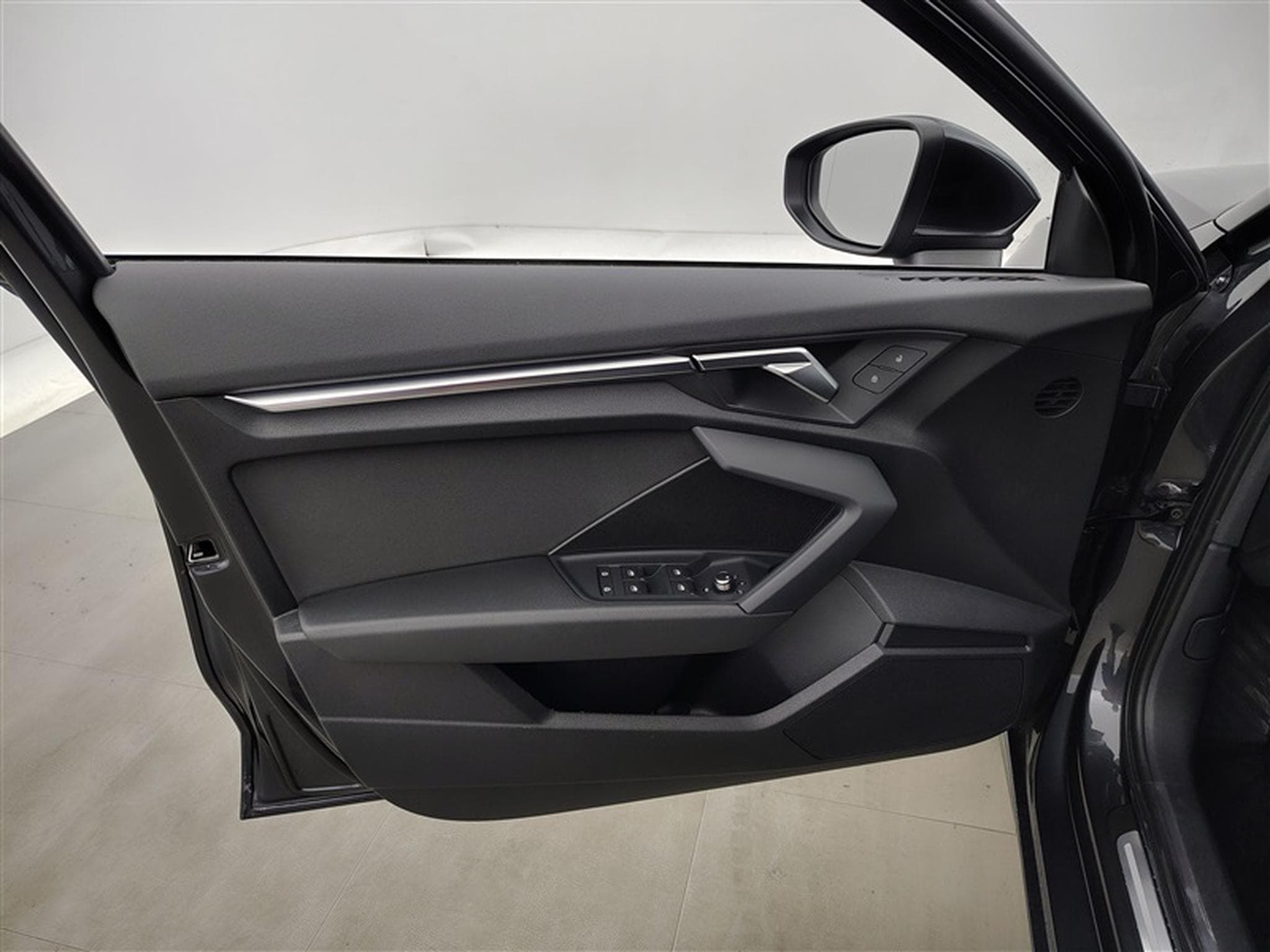 Audi A3 30 TFSI S-Tronic Advanced Navi Cockpit / Led (2023) - Photo 17