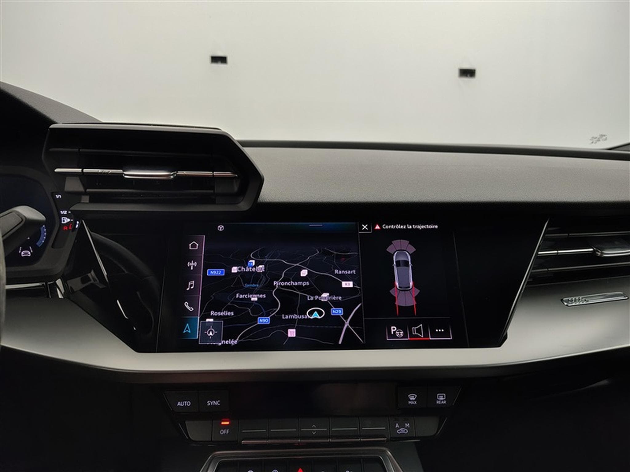 Audi A3 30 TFSI S-Tronic Advanced Navi Cockpit / Led (2023) - Photo 18