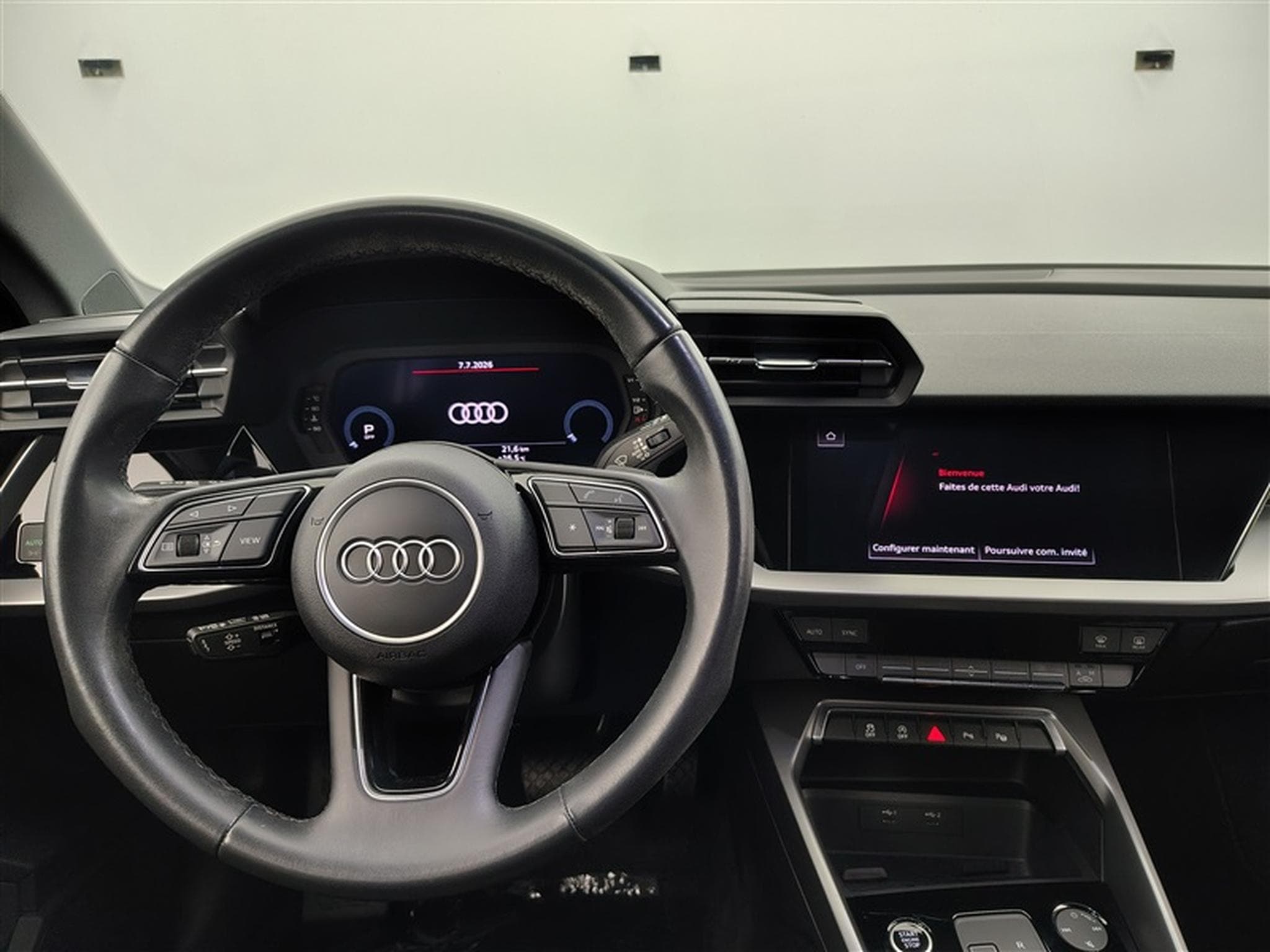 Audi A3 30 TFSI S-Tronic Advanced Navi Cockpit / Led (2023) - Photo 9