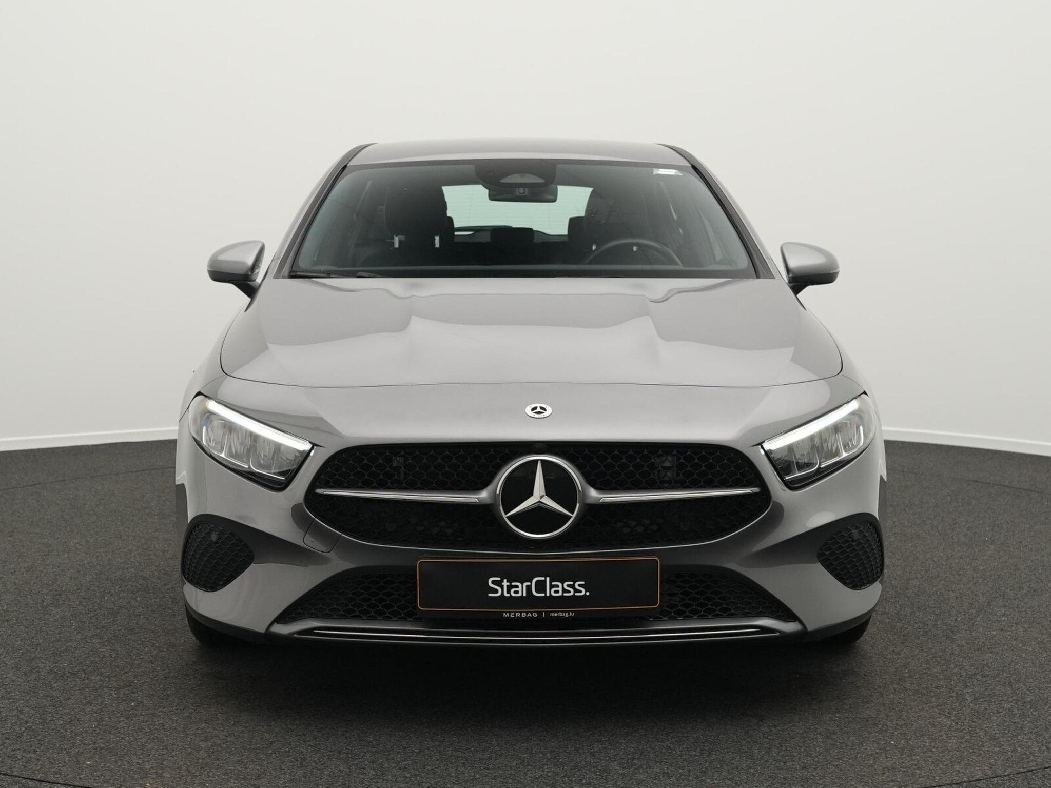 Mercedes A 180 d (2024) - Photo 2