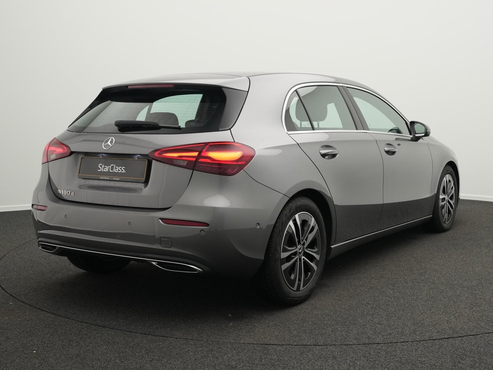 Mercedes A 180 d (2024) - Photo 3
