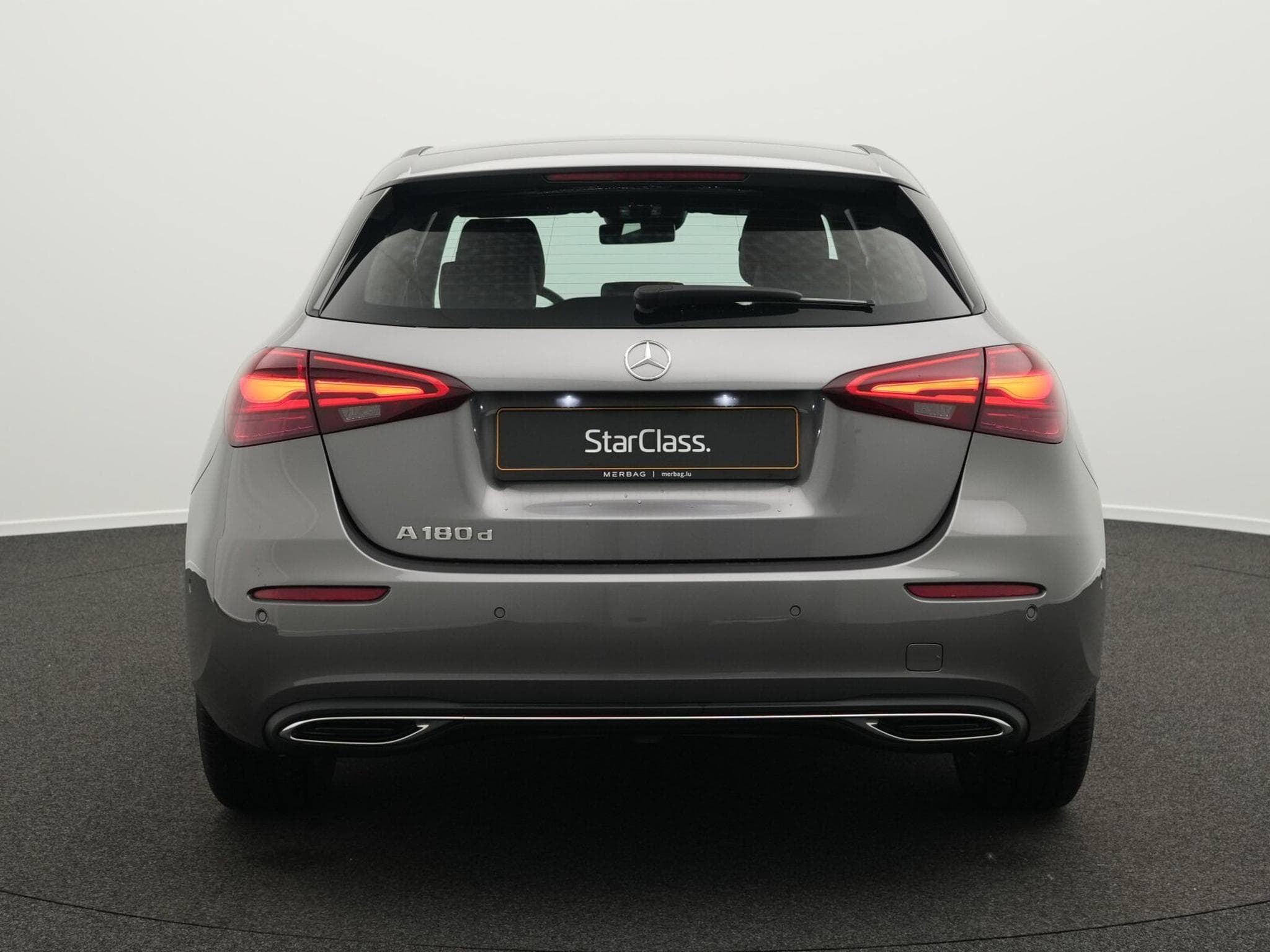 Mercedes A 180 d (2024) - Photo 4