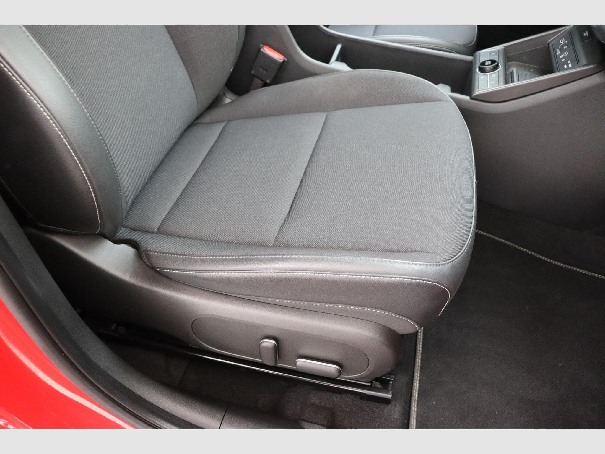 Hyundai Kona Feel Comfort (2024) - Foto 16