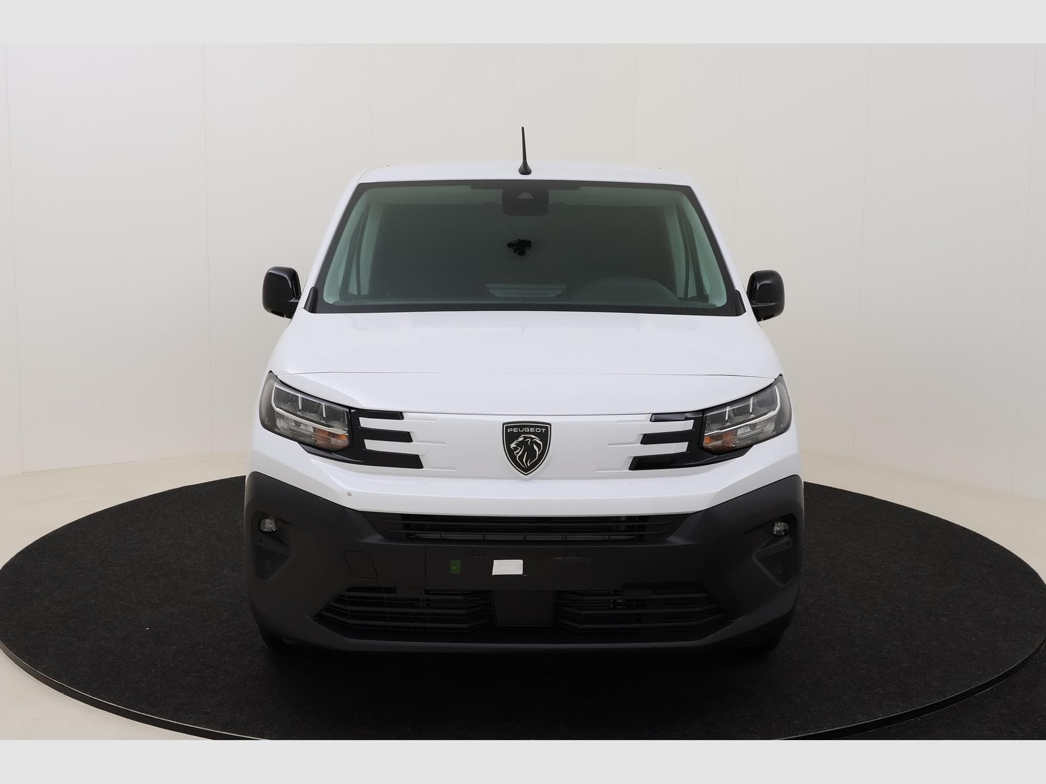 Peugeot Partner Standard Light (2025) - Photo 2