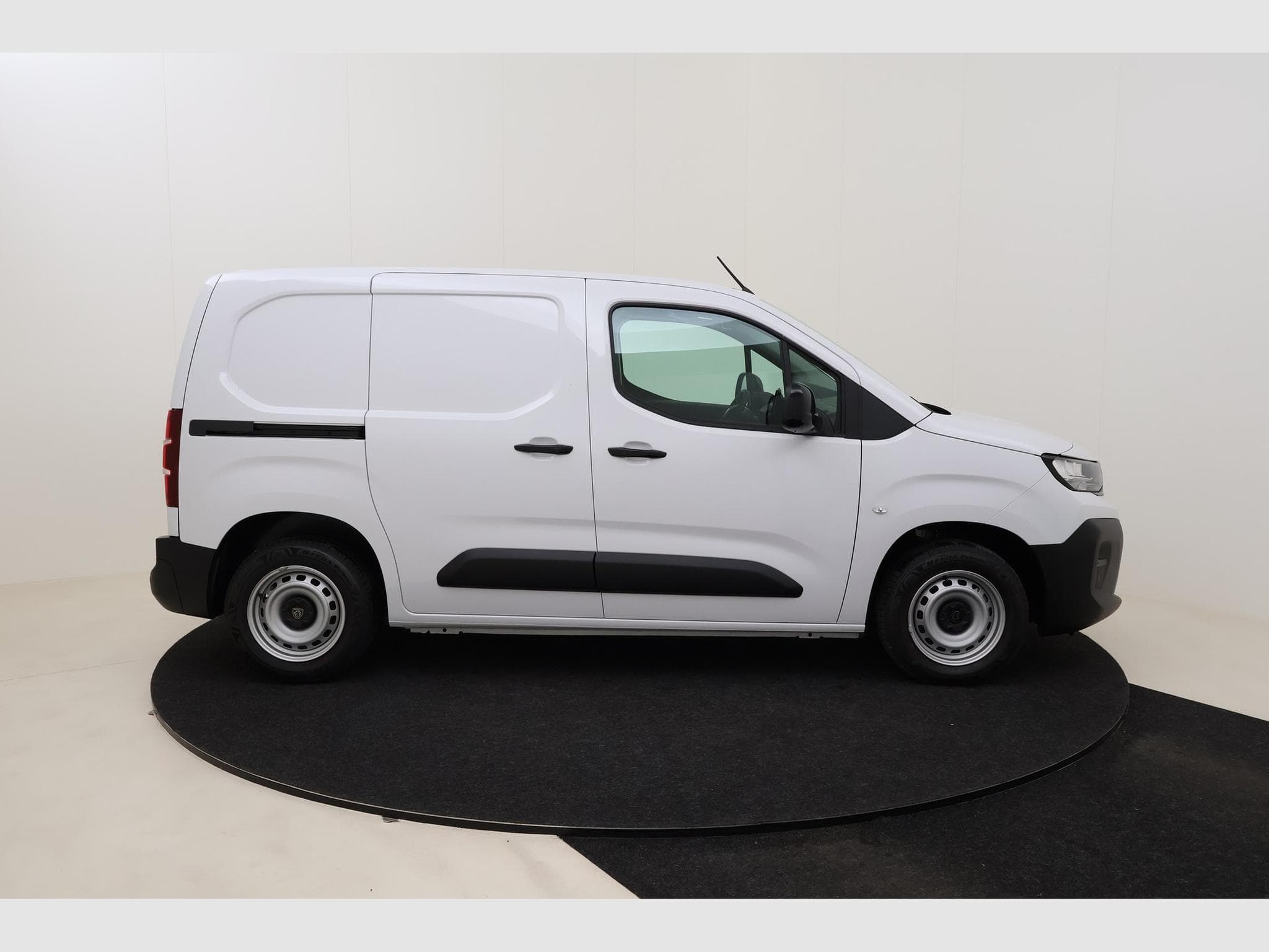 Peugeot Partner Standard Light (2025) - Photo 4