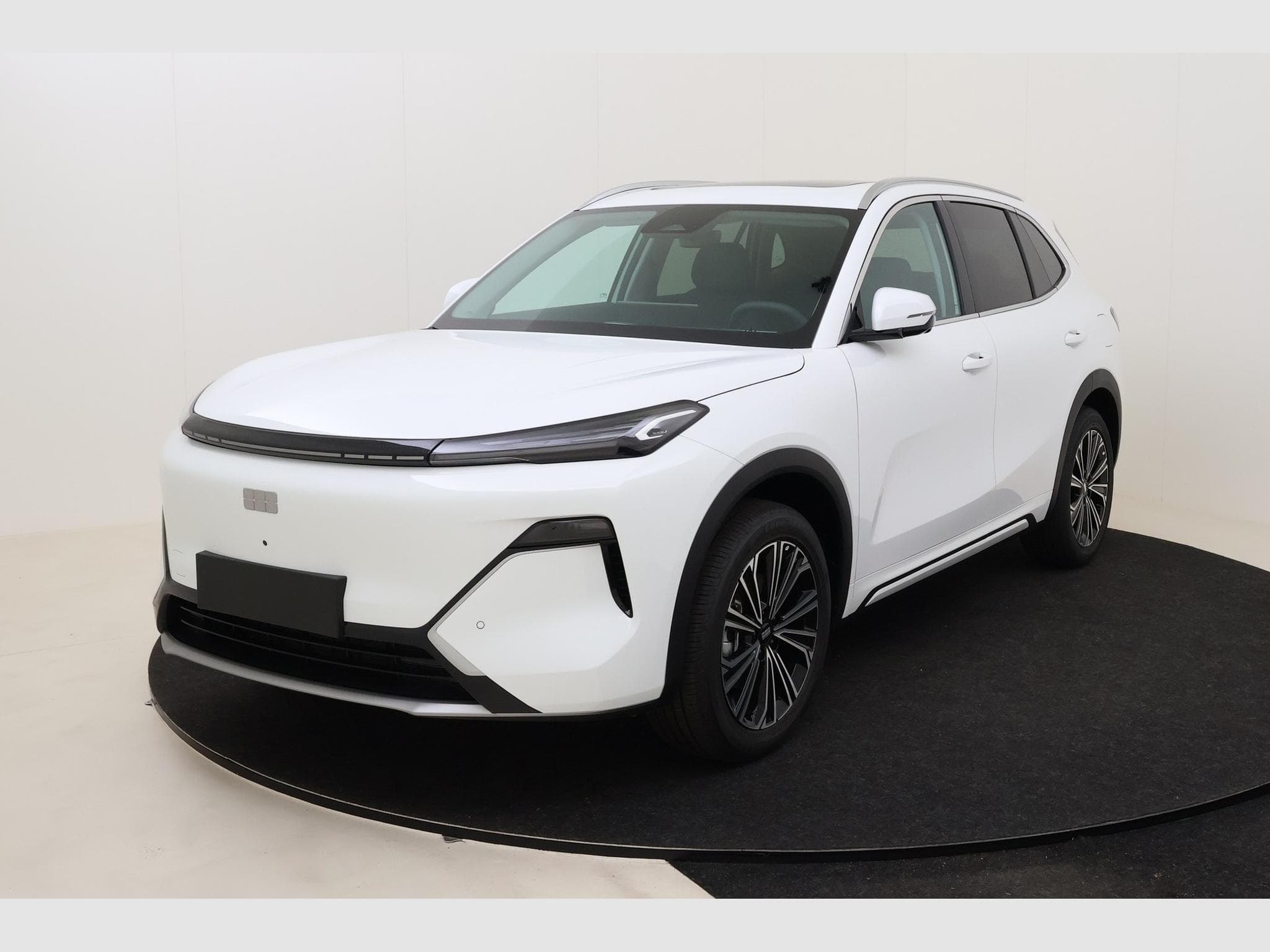 Geely Starray Launch Edition (2026) - Photo 1