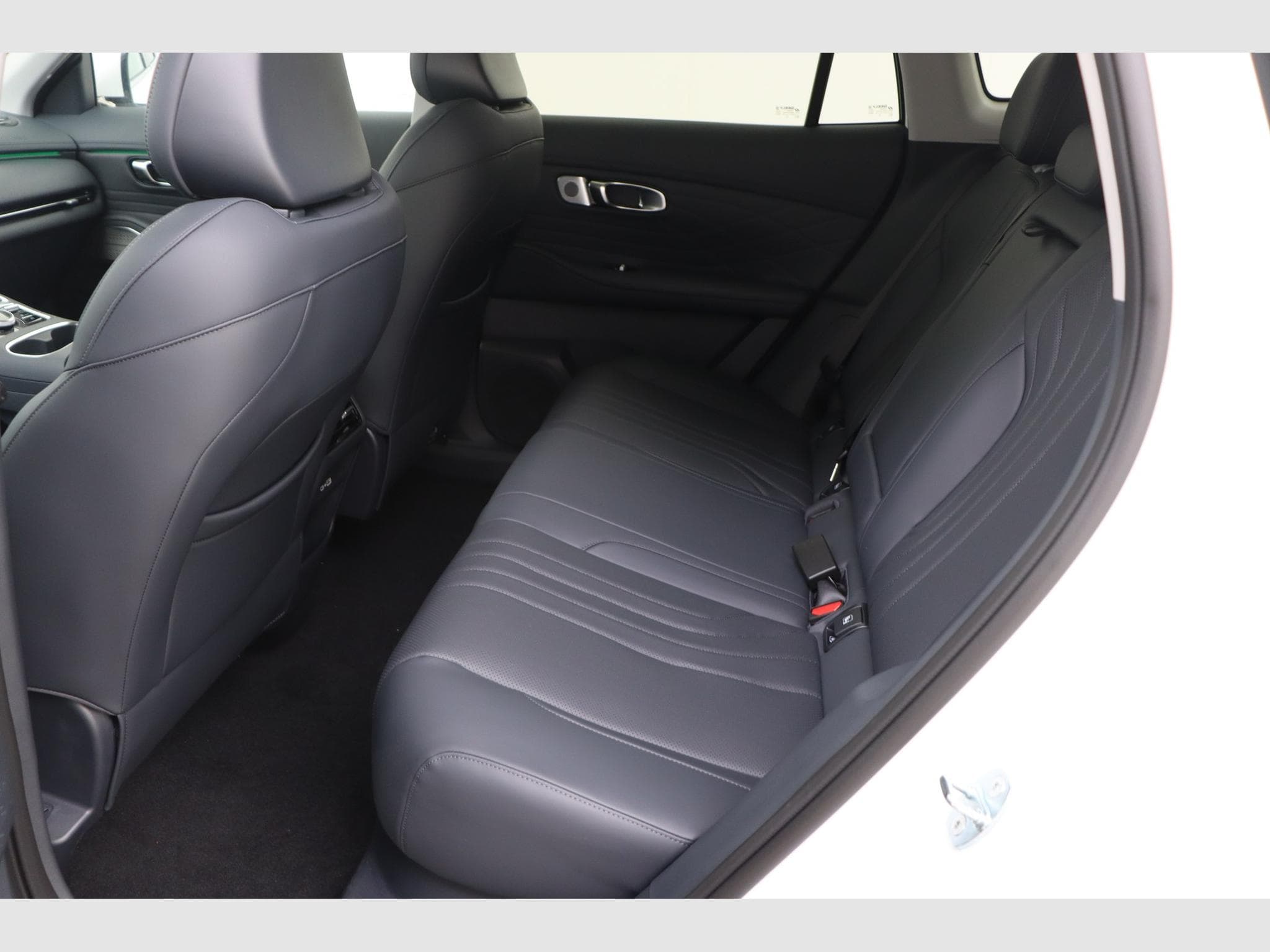 Geely Starray Launch Edition (2026) - Photo 16