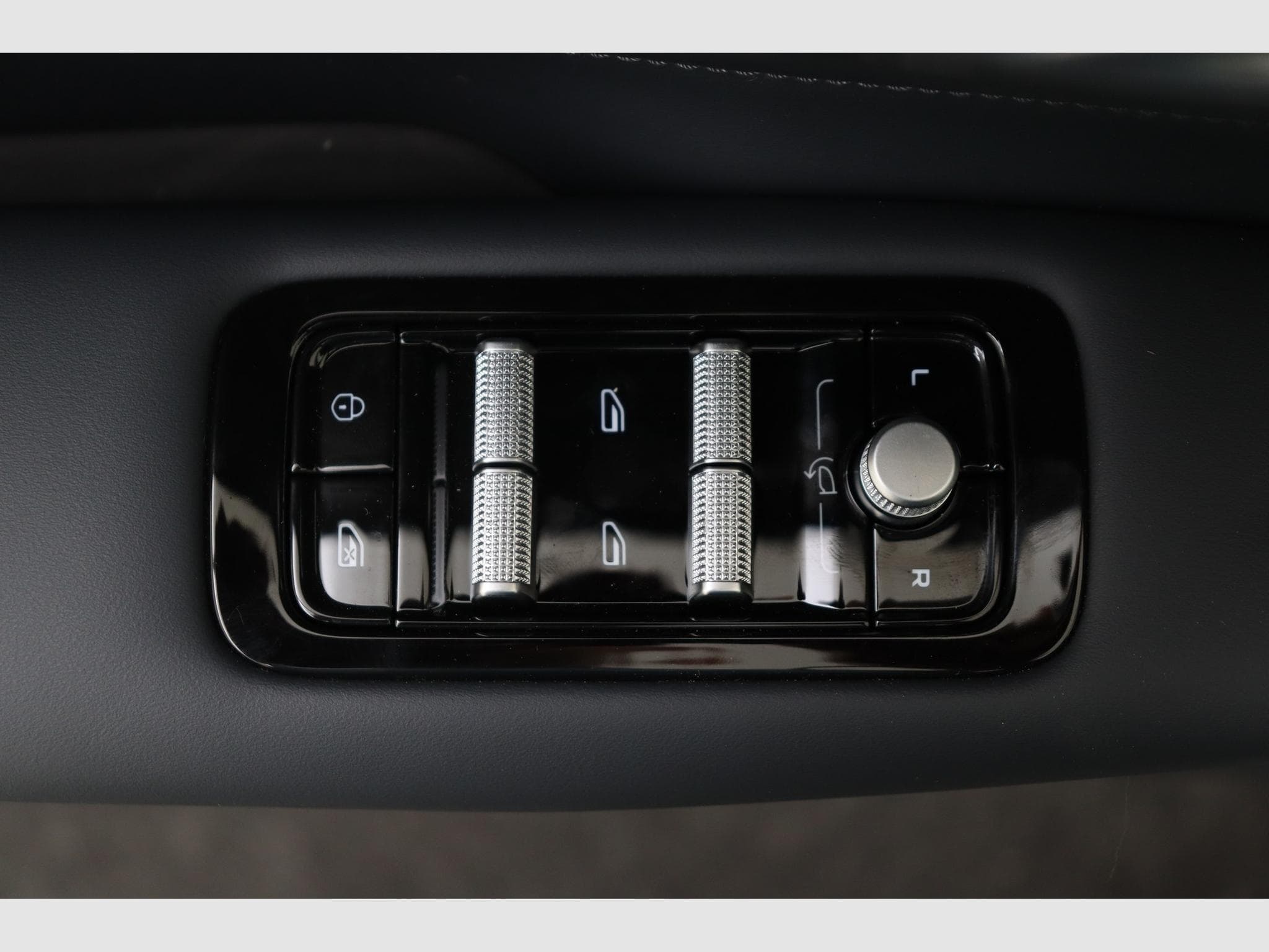 Geely Starray Launch Edition (2026) - Photo 17