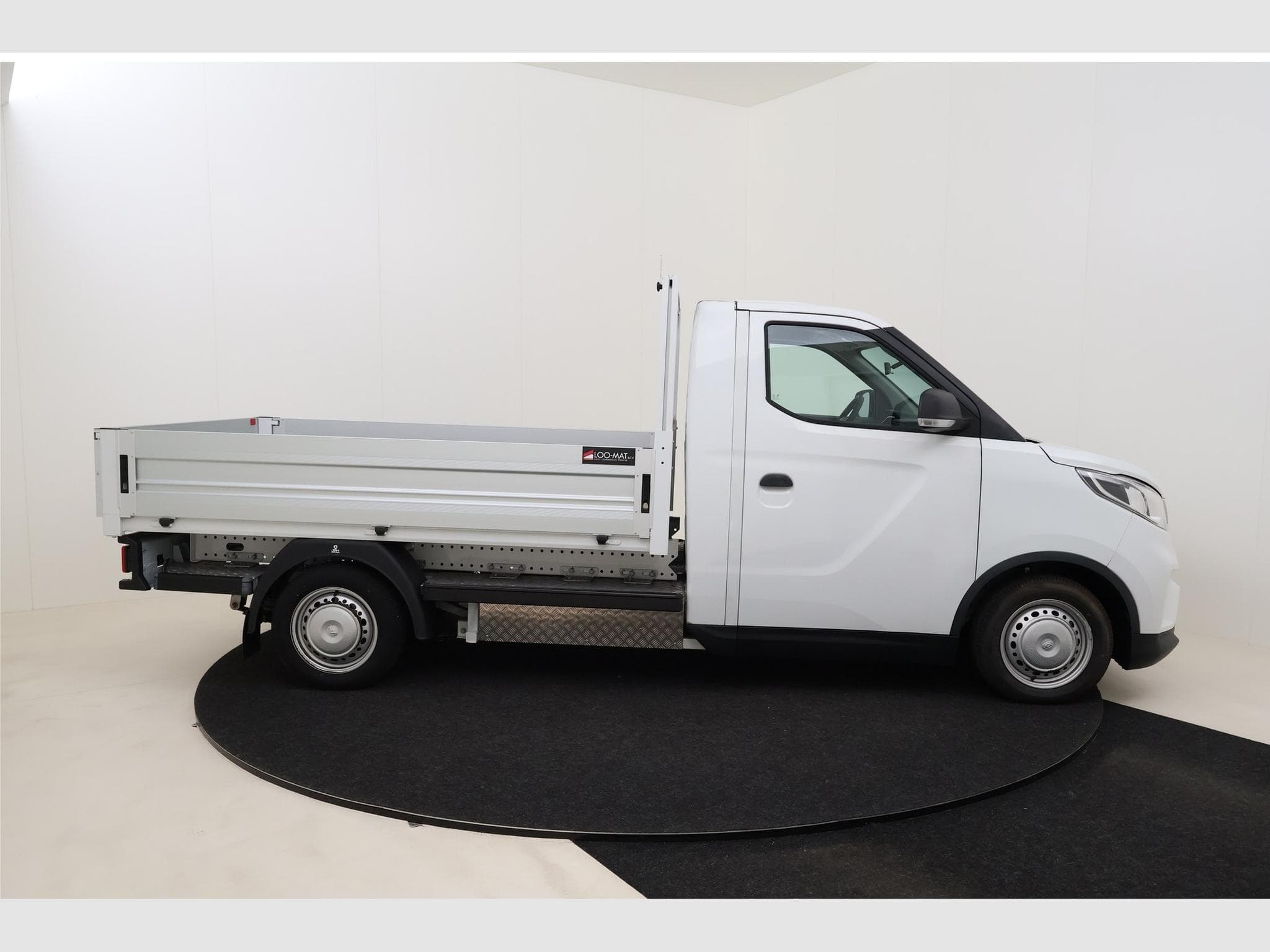 Maxus eDeliver 3 LONG WHEEL BASE (2025) - Photo 4